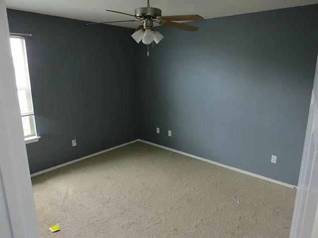 566 Quarter Ave, Buda, TX 78610