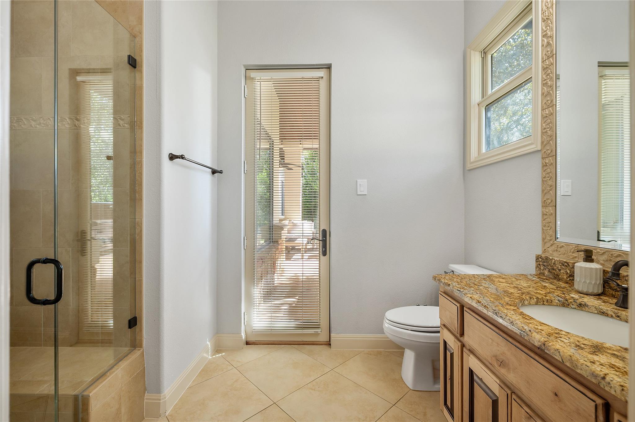 107 Bella Strada Cv, Lakeway, TX 78734