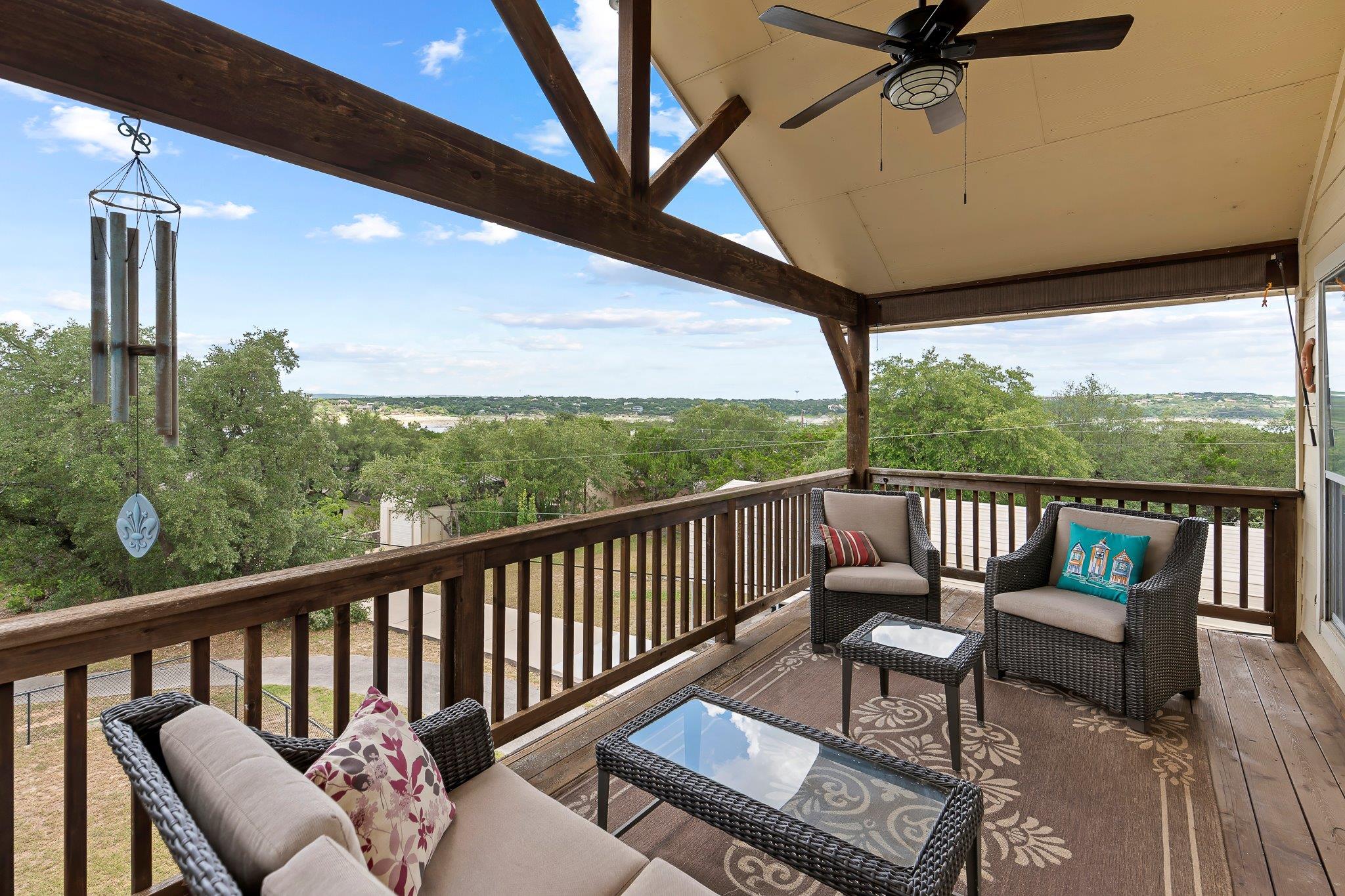 17004 Sleepy Hollow Dr, Lago Vista, TX 78645