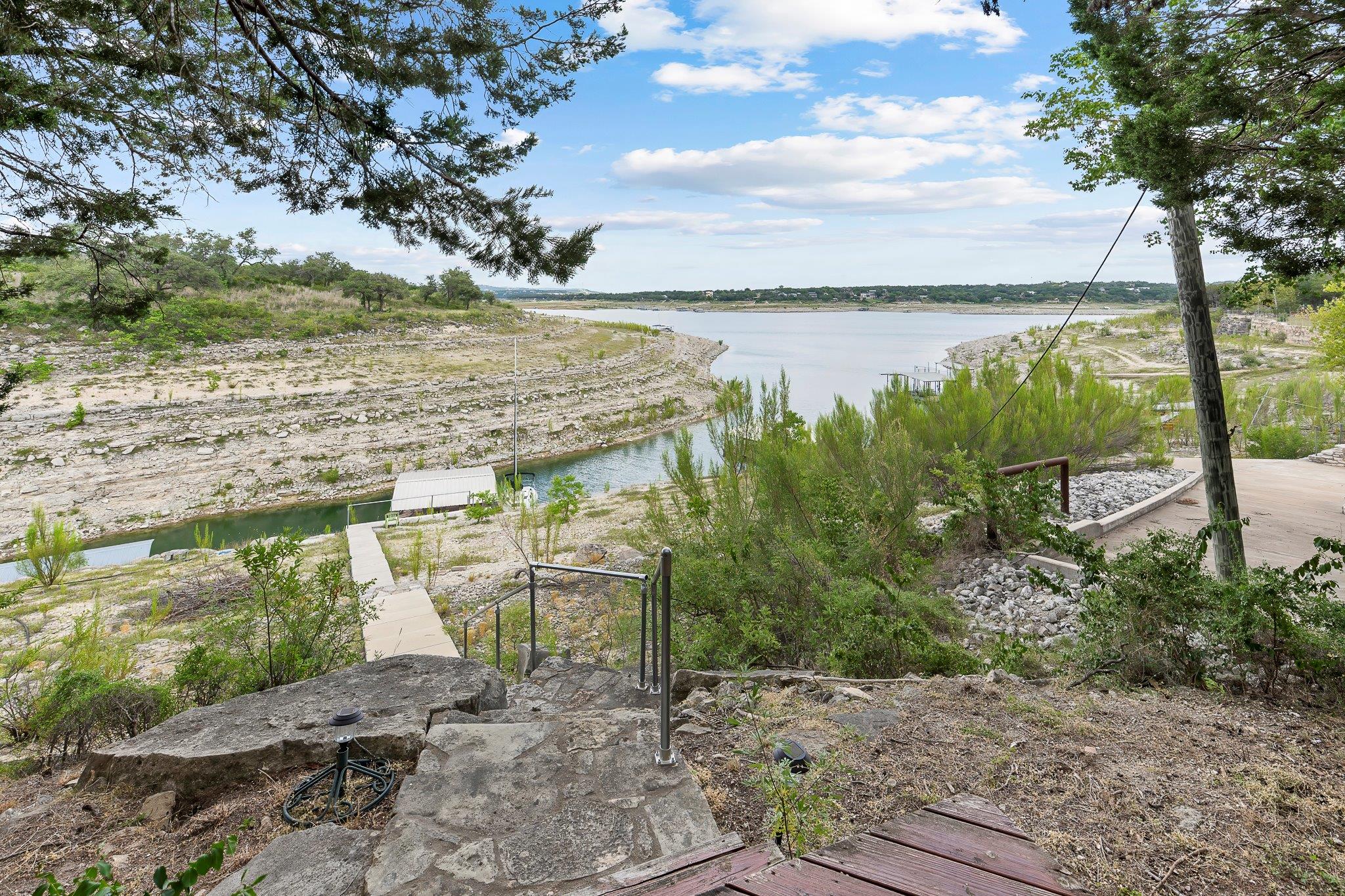 17004 Sleepy Hollow Dr, Lago Vista, TX 78645