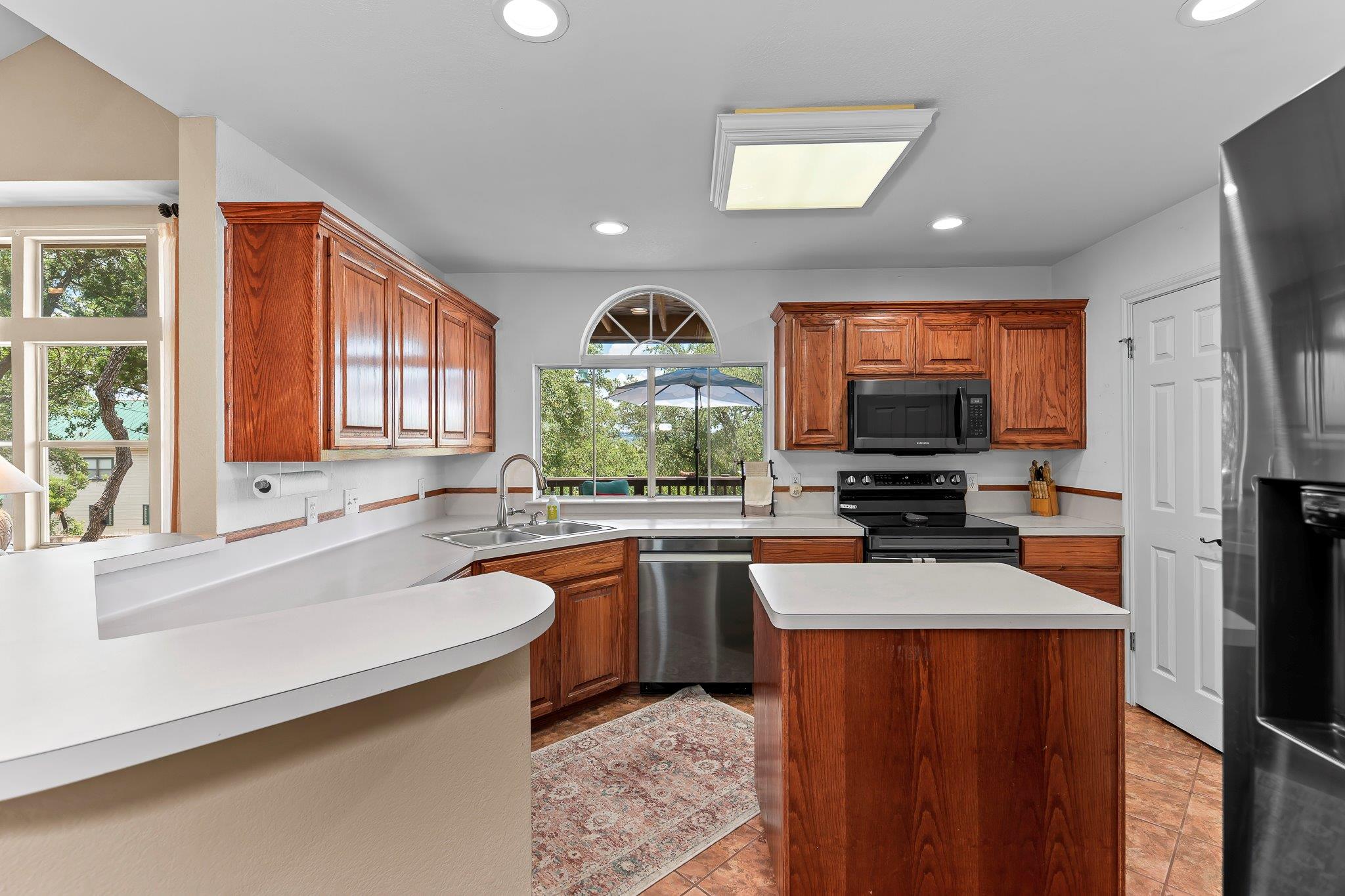 17004 Sleepy Hollow Dr, Lago Vista, TX 78645