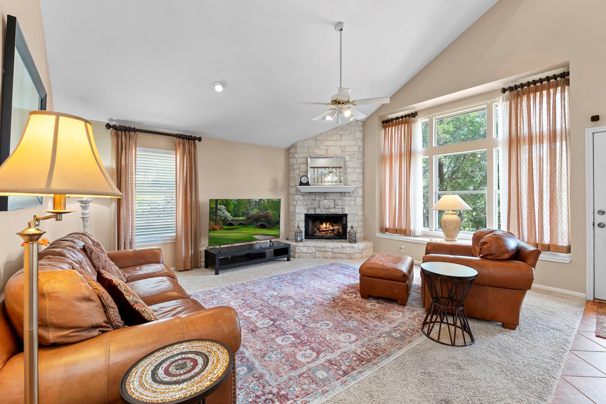 17004 Sleepy Hollow Dr, Lago Vista, TX 78645