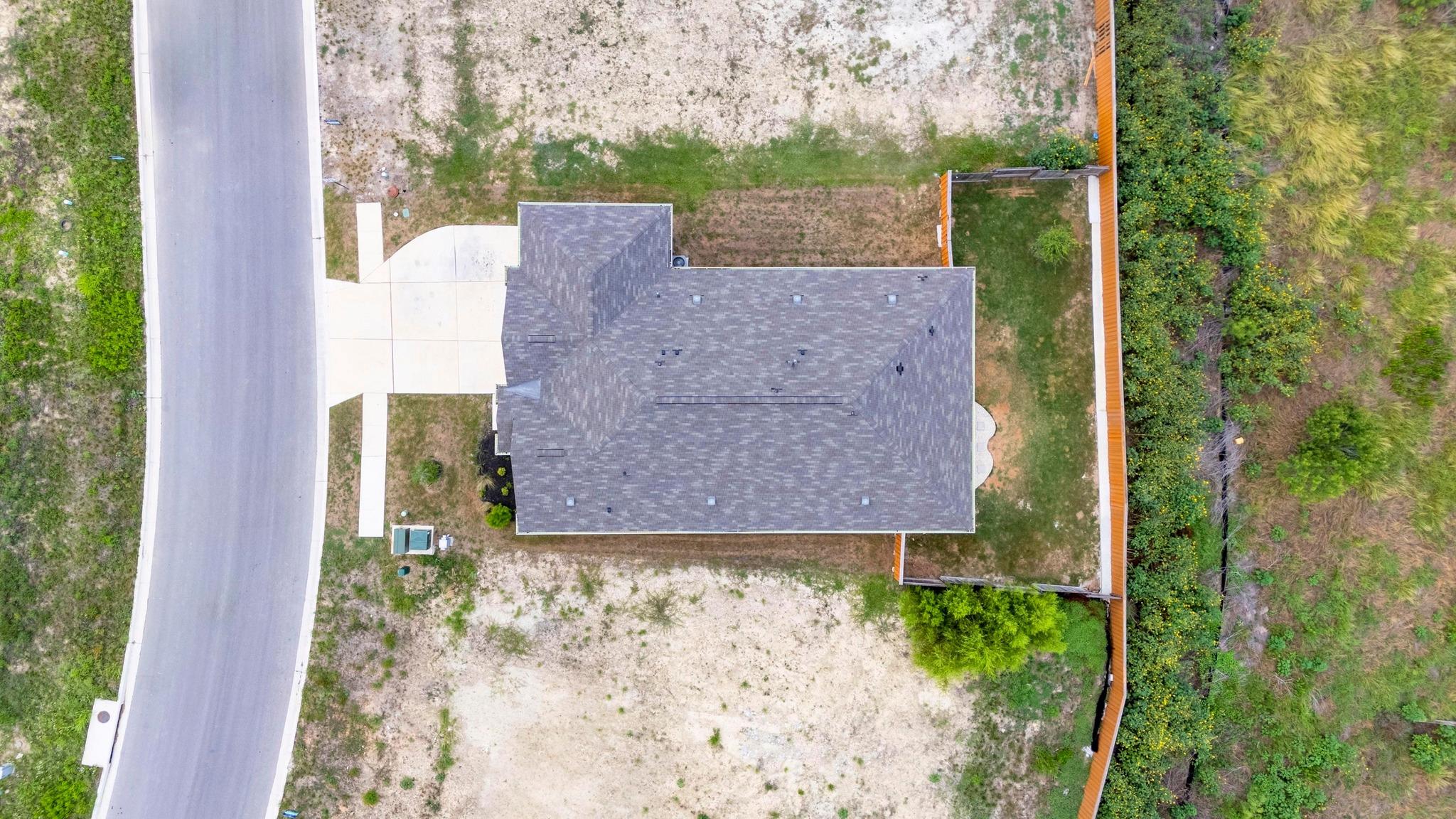 352 Backstays Loop, Kyle, TX 78640