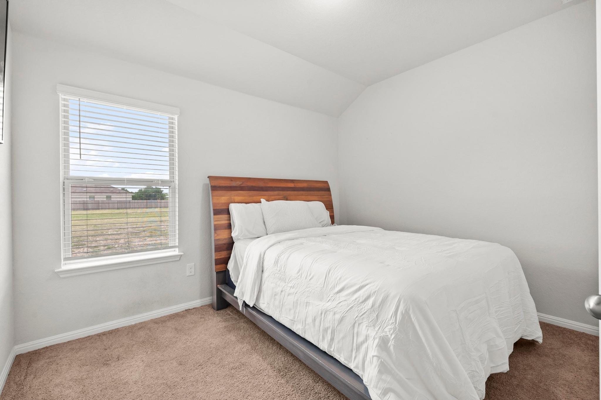 352 Backstays Loop, Kyle, TX 78640