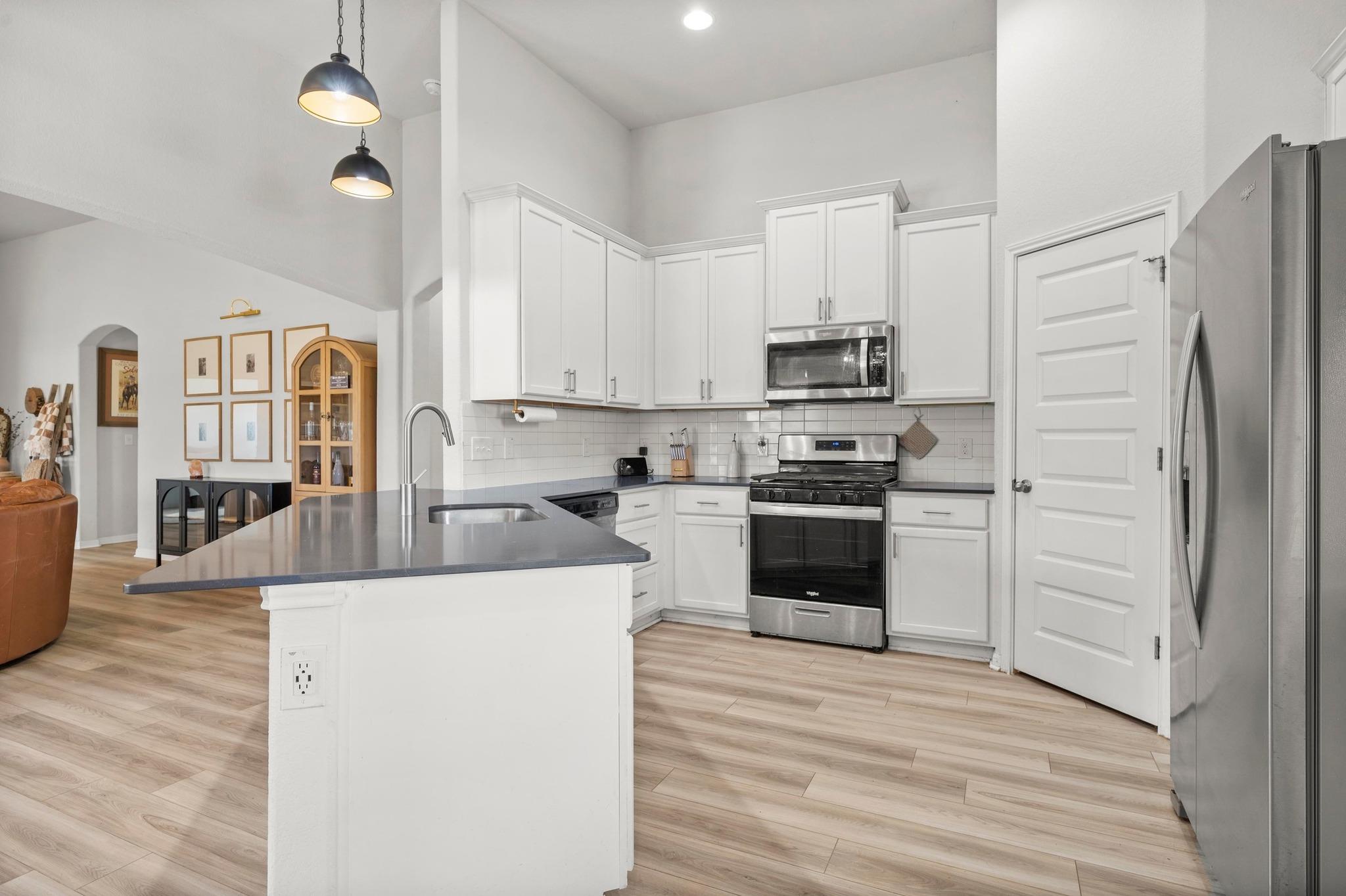 352 Backstays Loop, Kyle, TX 78640