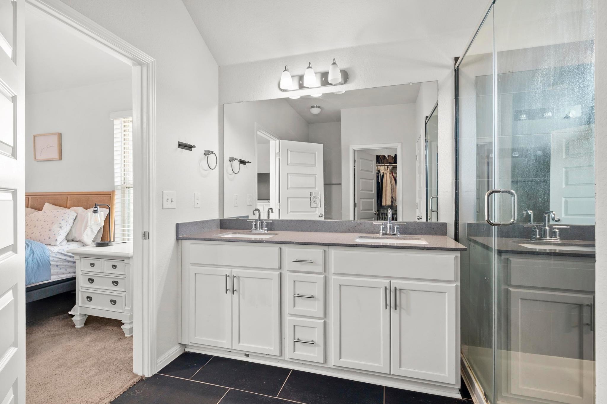 352 Backstays Loop, Kyle, TX 78640