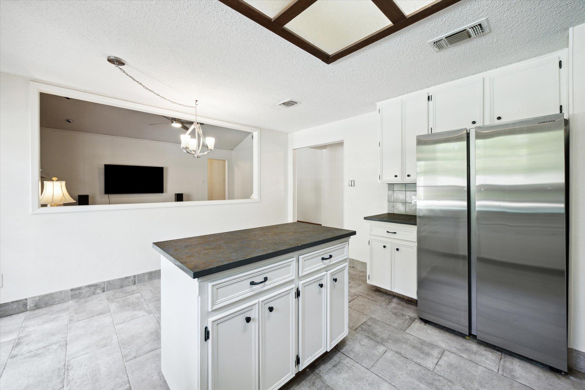 9902 Marseilles Dr, Austin, TX 78750