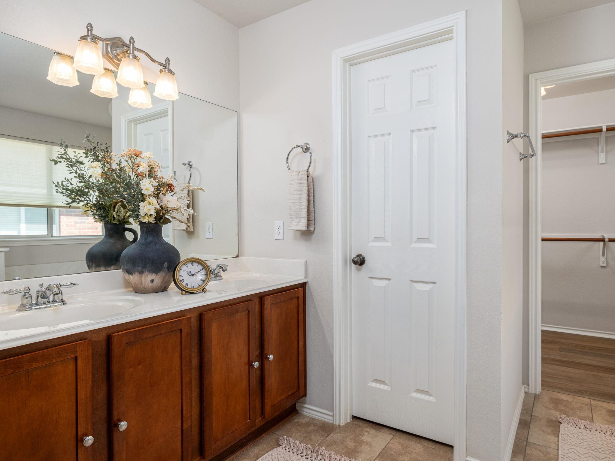 7817 Little Deer Trl, Georgetown, TX 78628