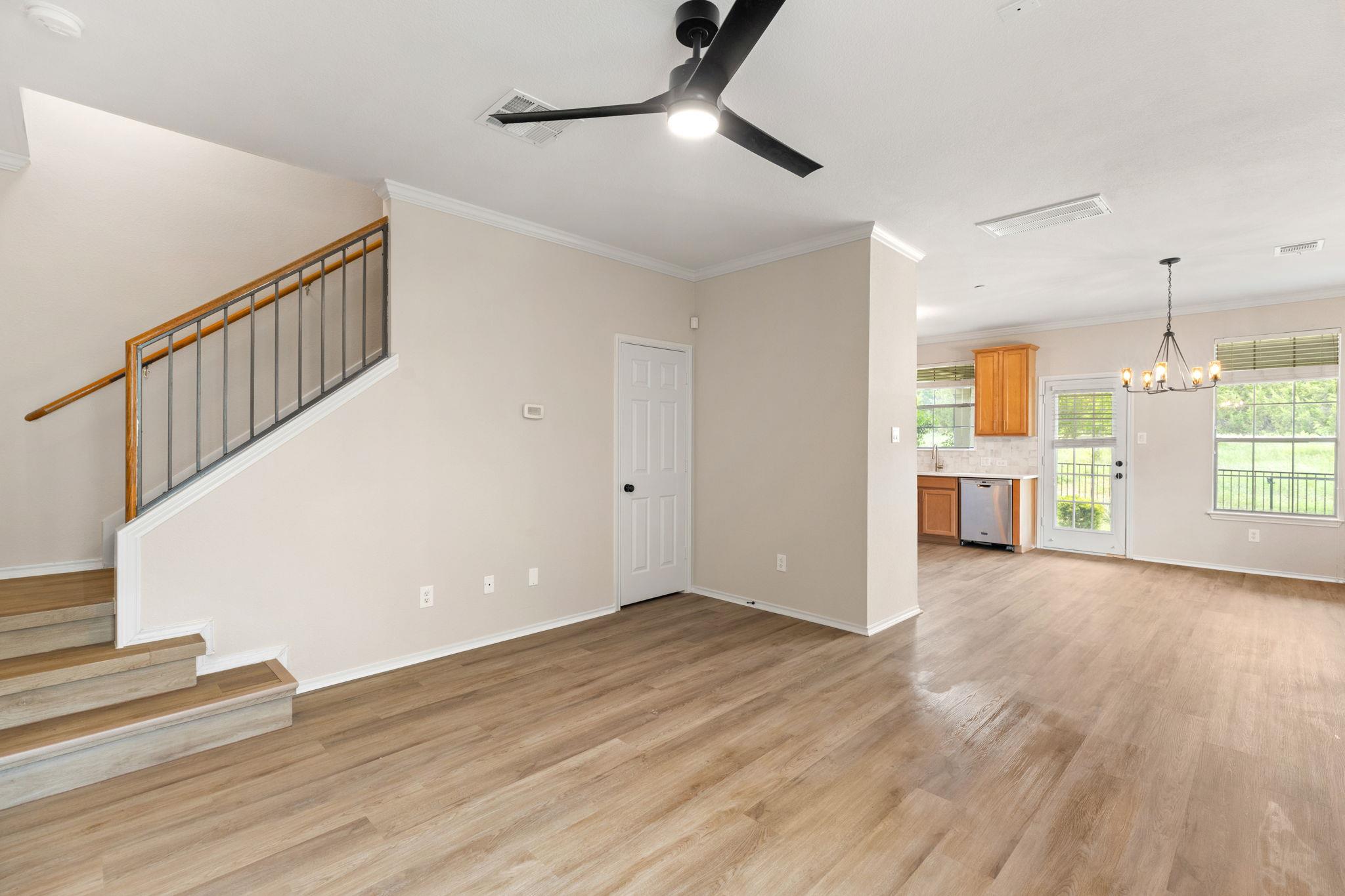 9201 Brodie Ln # 1002, Austin, TX 78748
