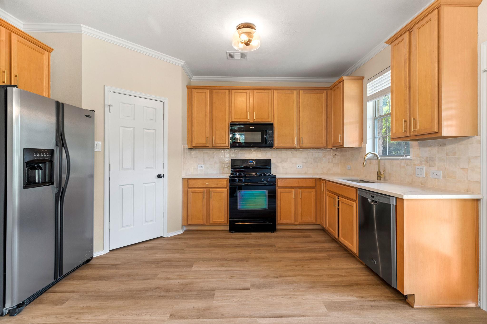 9201 Brodie Ln # 1002, Austin, TX 78748