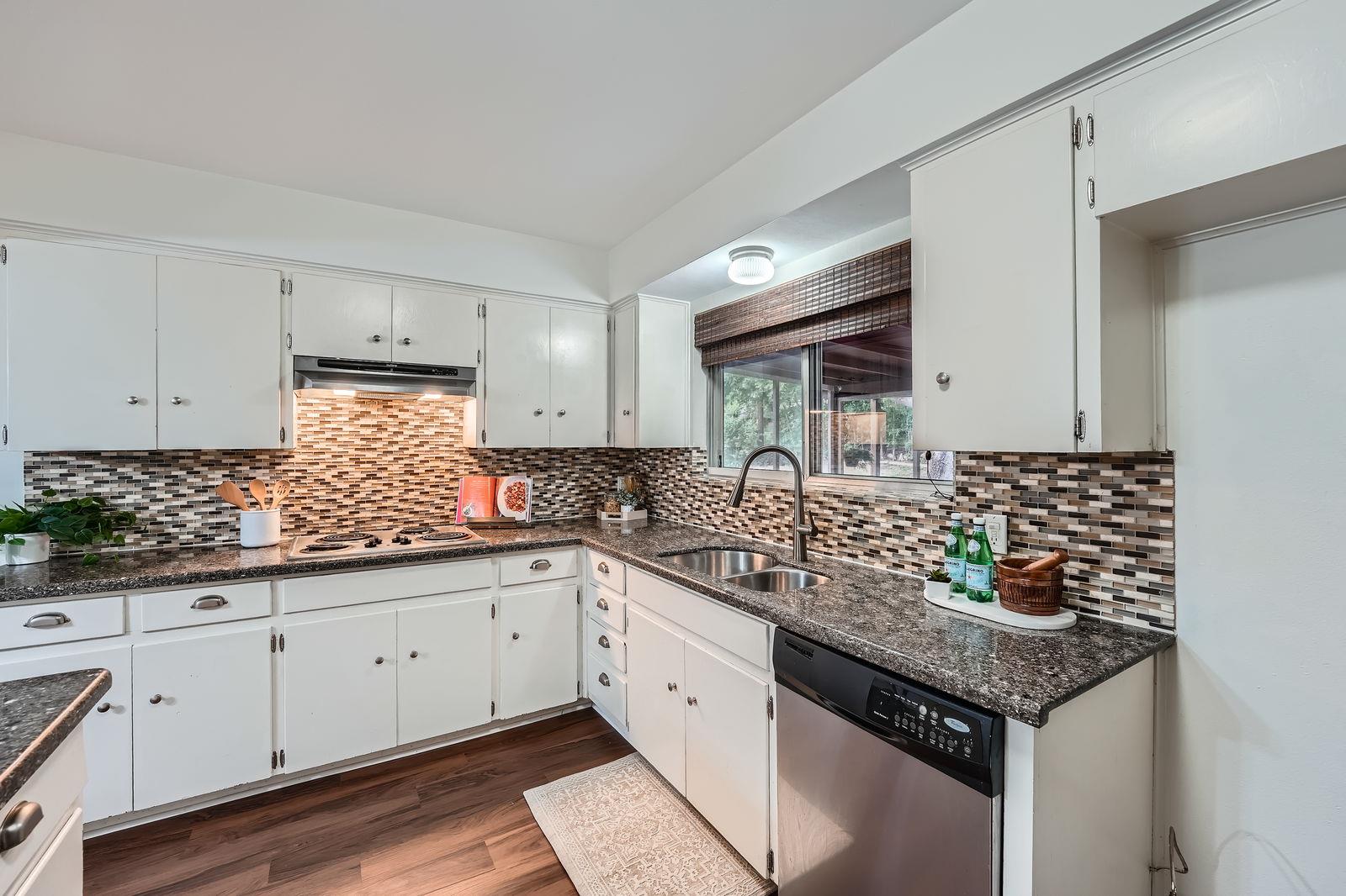 9504 Hansford Dr, Austin, TX 78753