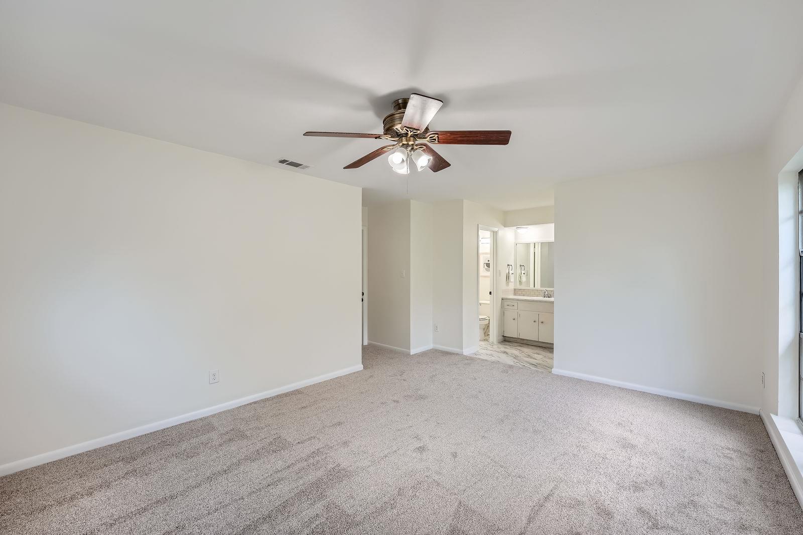 9504 Hansford Dr, Austin, TX 78753