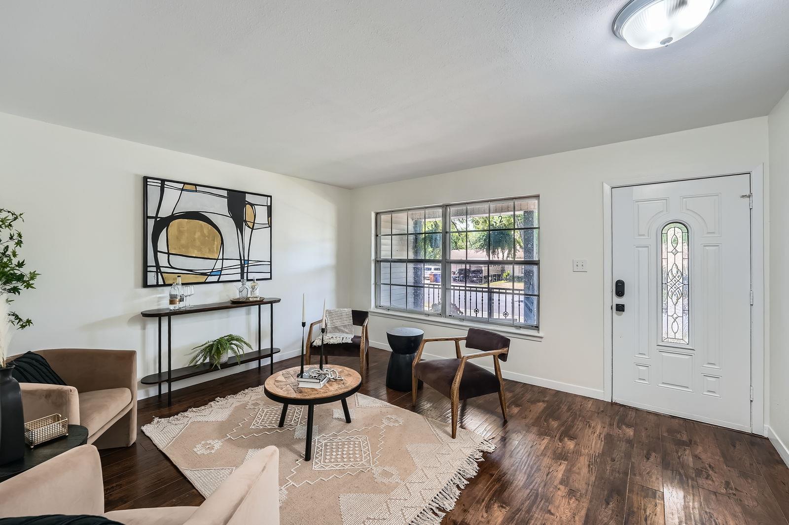 9504 Hansford Dr, Austin, TX 78753