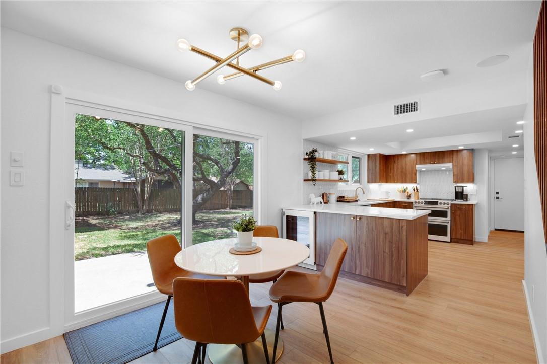 7106 S Ute Trl, Austin, TX 78729