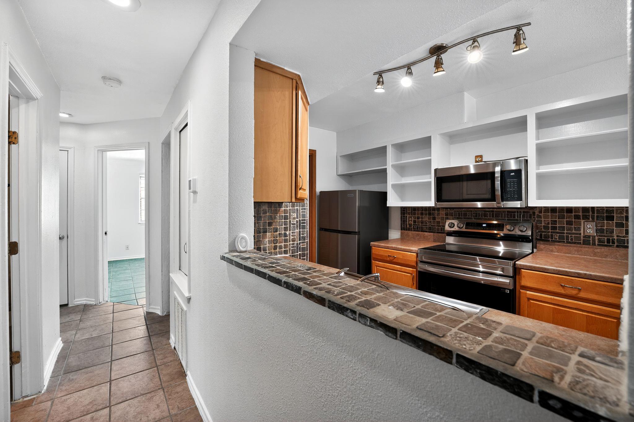 2906 West Ave # 9, Austin, TX 78705