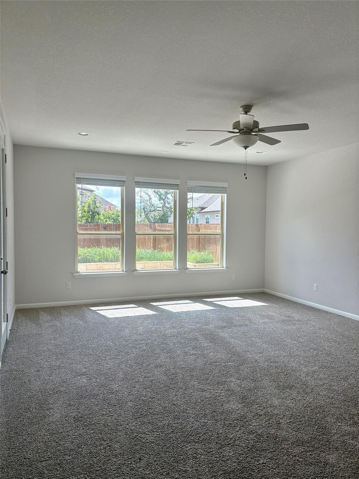 2904 Fallcrest Bnd, Leander, TX 78641