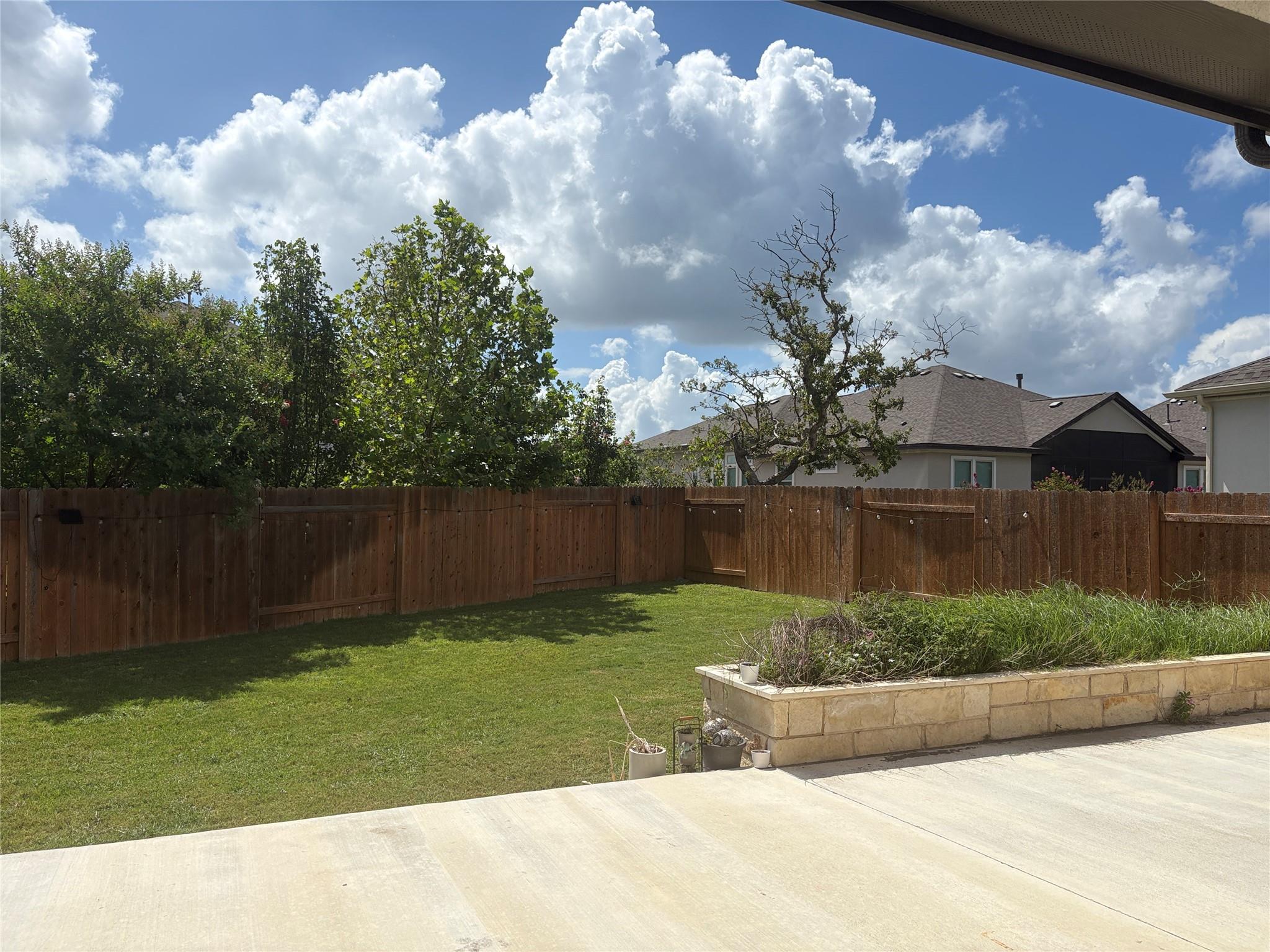 2904 Fallcrest Bnd, Leander, TX 78641