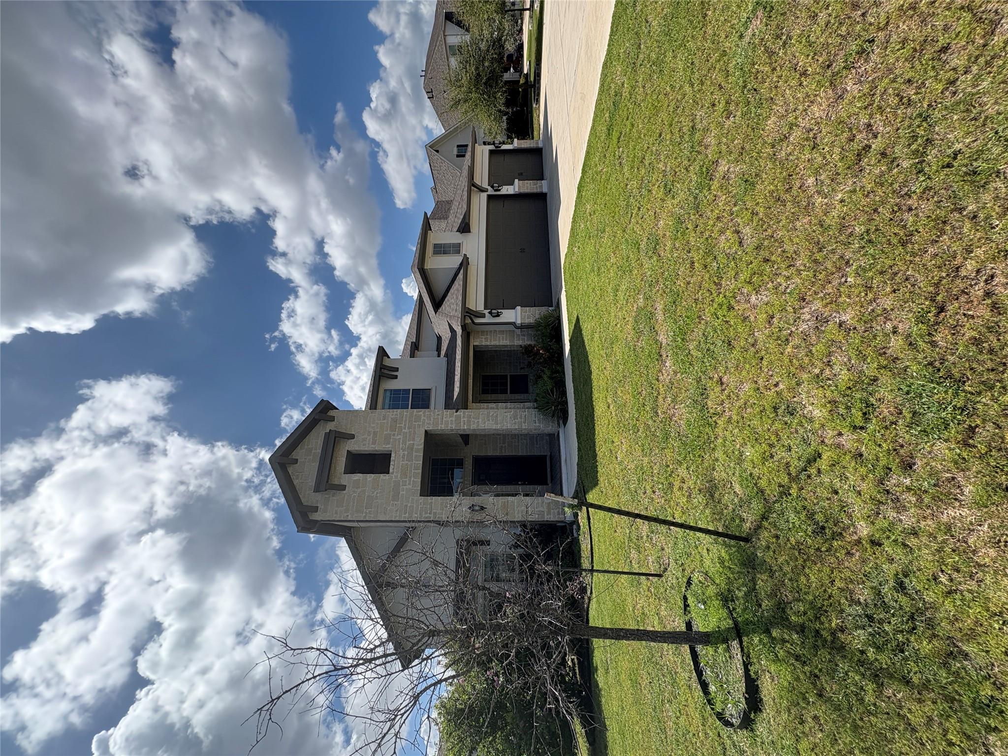 2904 Fallcrest Bnd, Leander, TX 78641