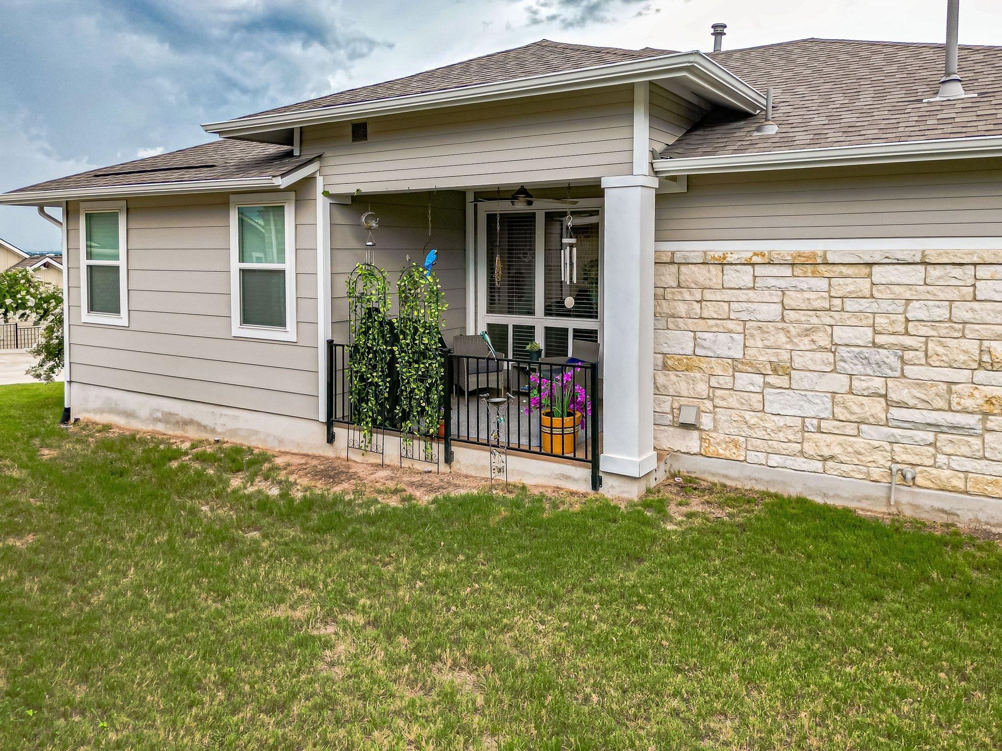 209 Eagle Dr # 101, San Marcos, TX 78666