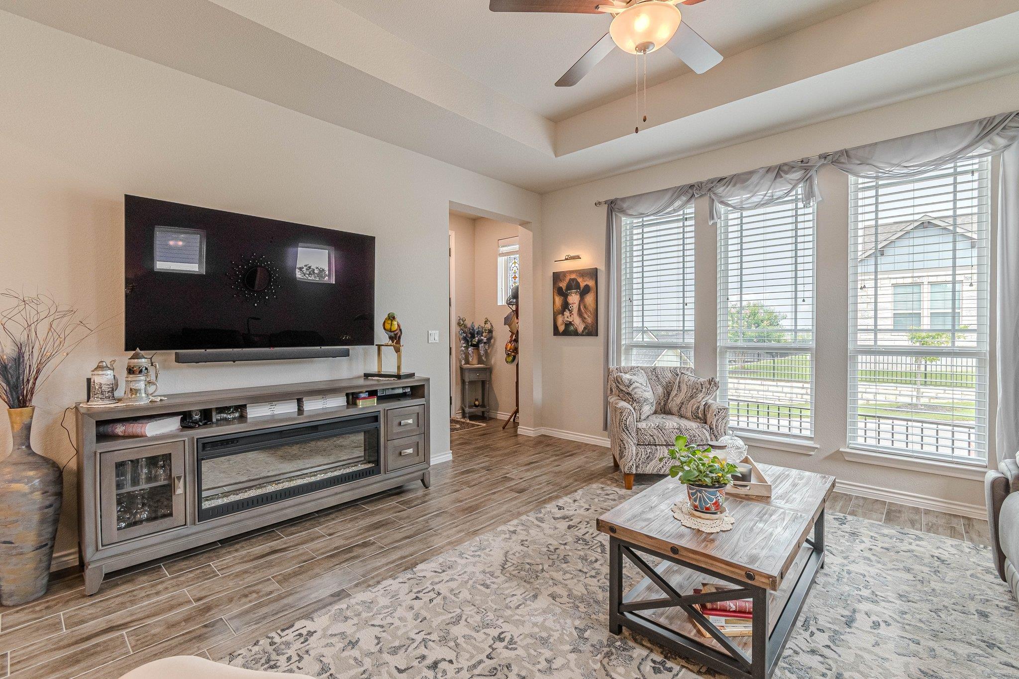 209 Eagle Dr # 101, San Marcos, TX 78666