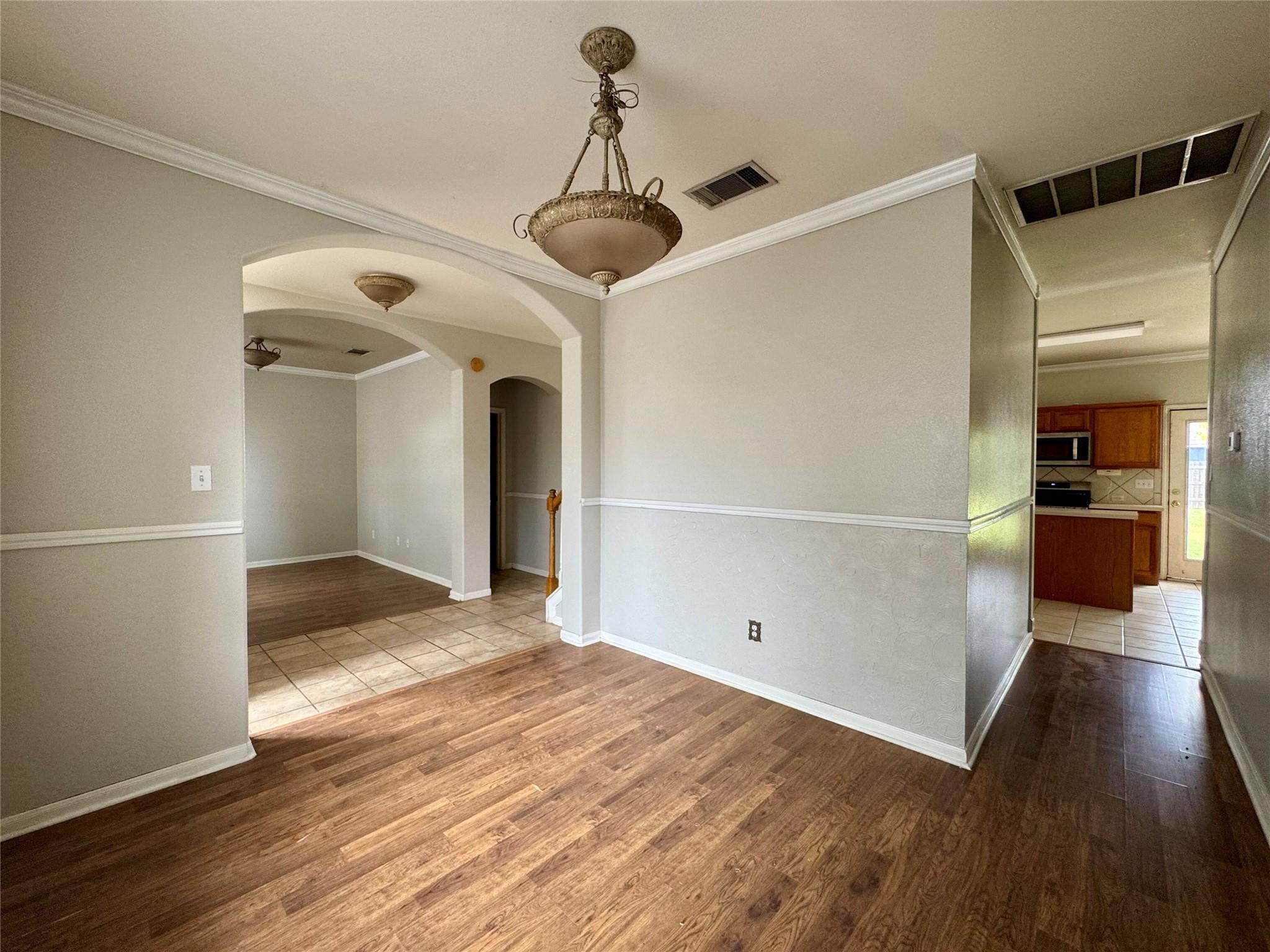 701 Ranier Ln, Round Rock, TX 78665