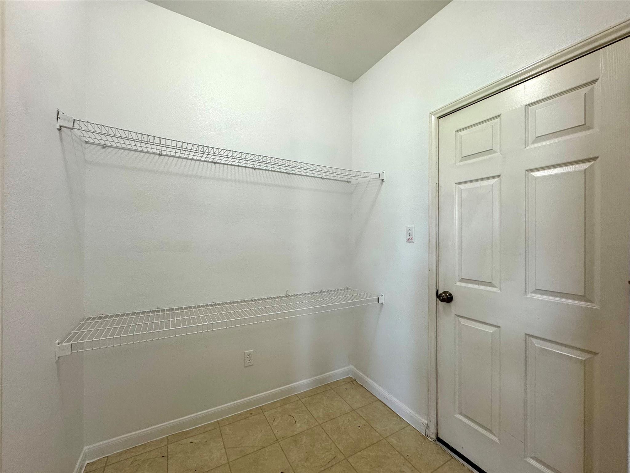 701 Ranier Ln, Round Rock, TX 78665