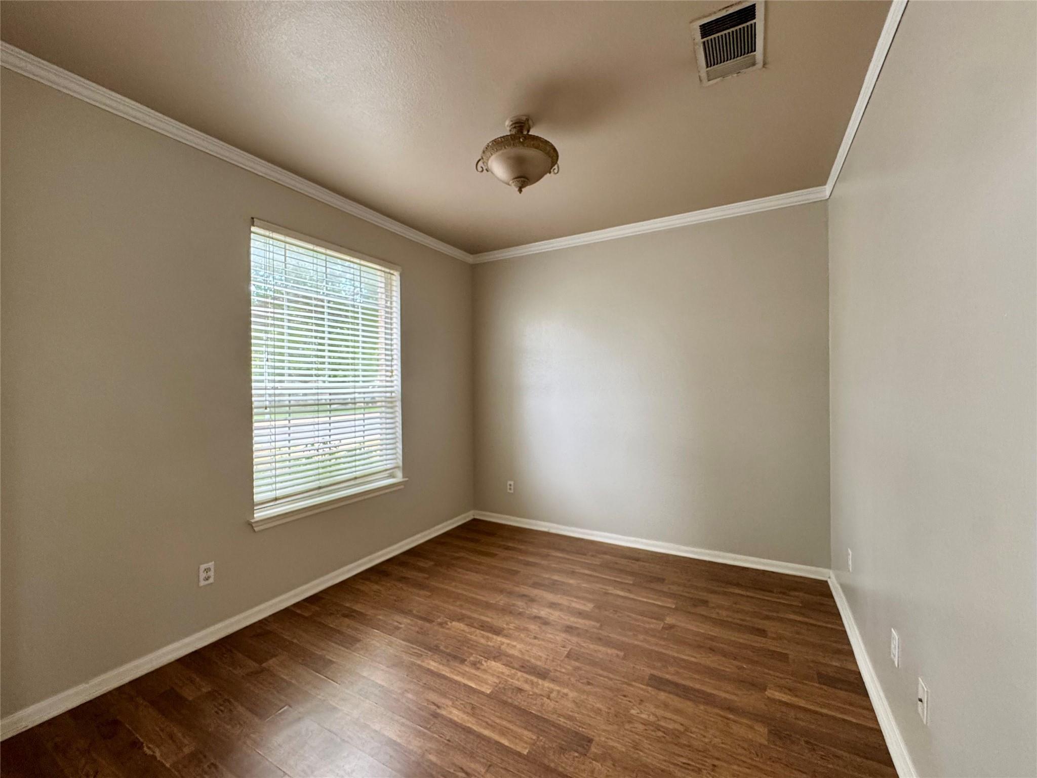 701 Ranier Ln, Round Rock, TX 78665