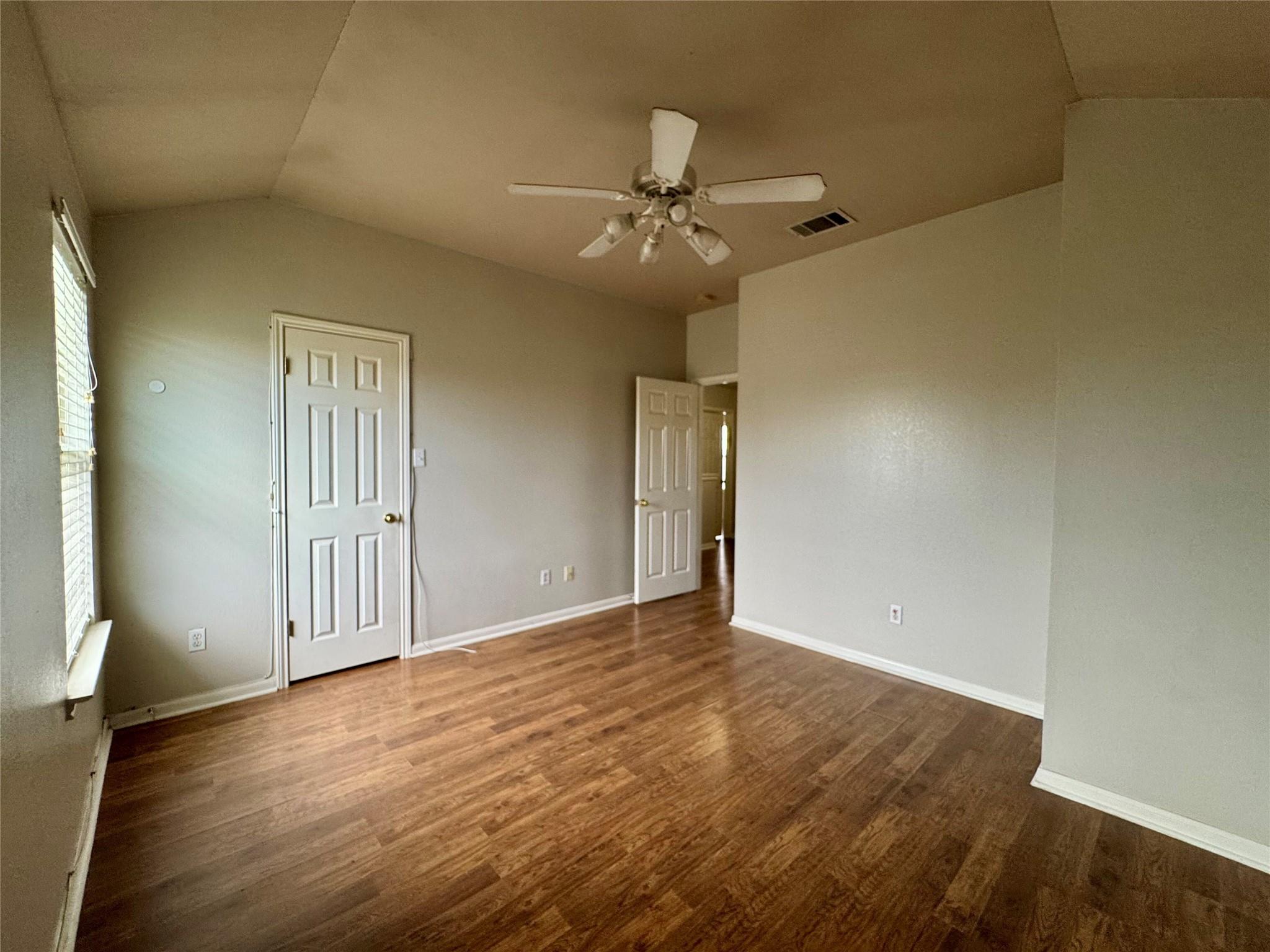 701 Ranier Ln, Round Rock, TX 78665