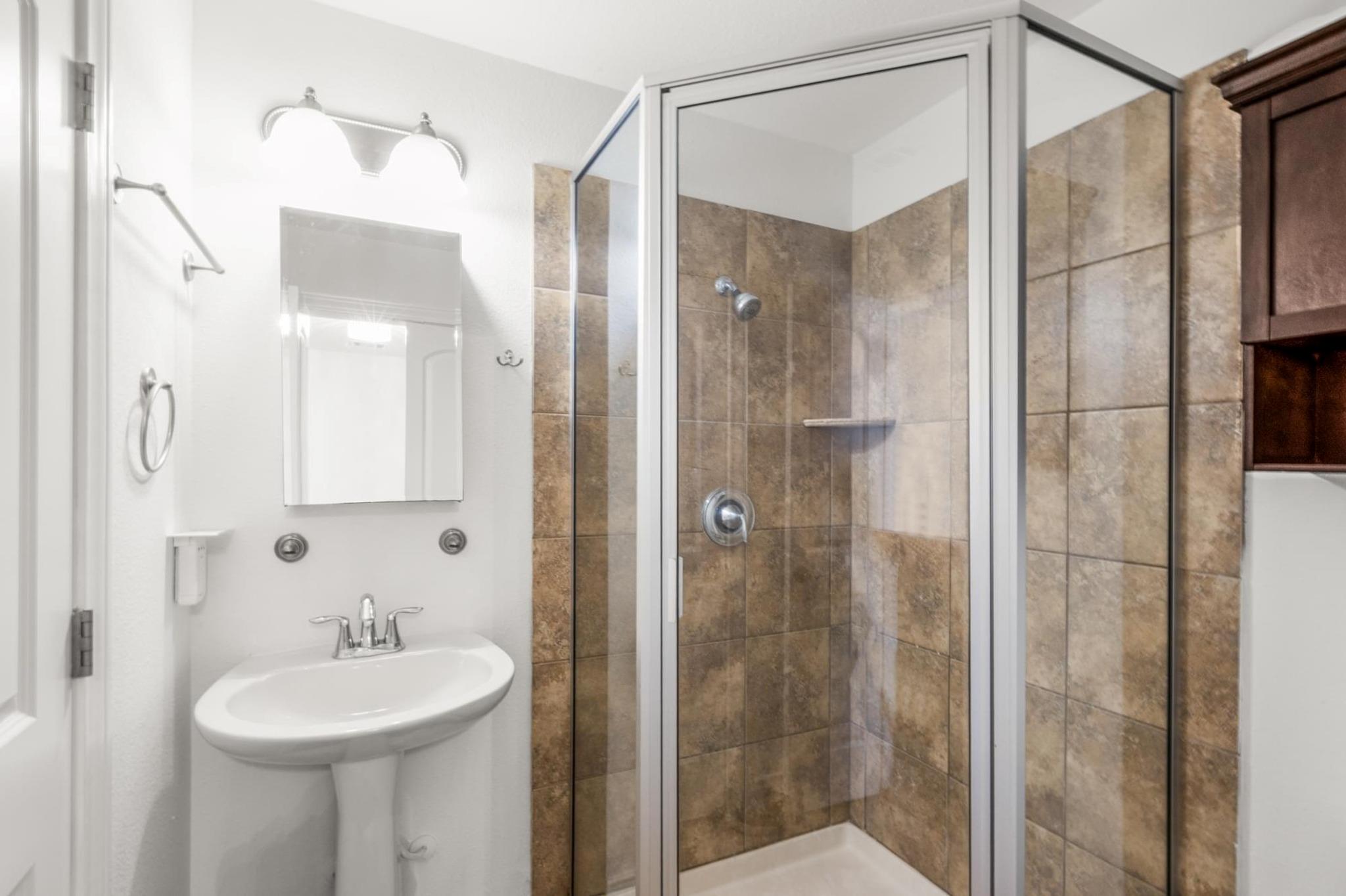 12008 Sleepy Hollow Rd, Manchaca, TX 78652