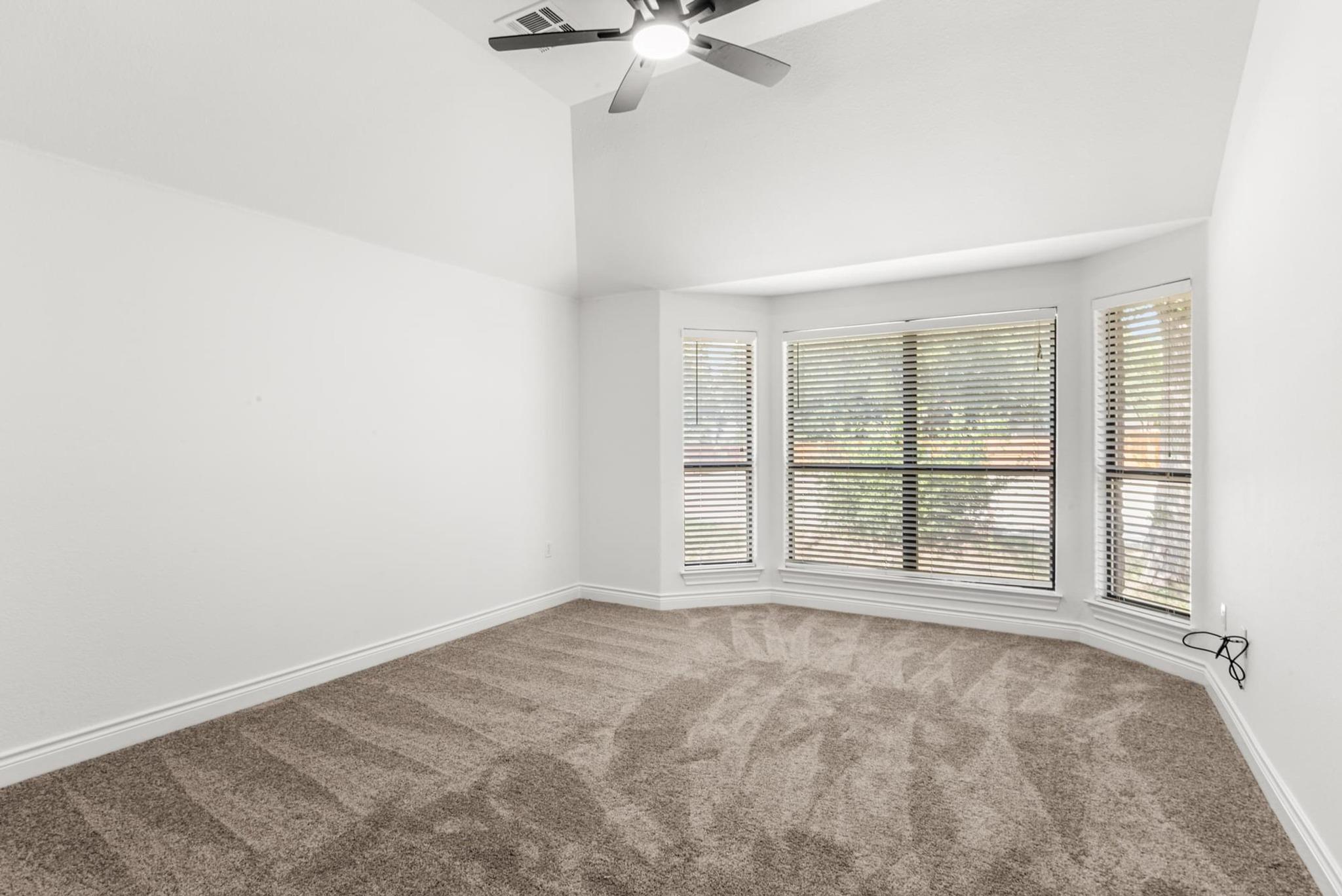 12008 Sleepy Hollow Rd, Manchaca, TX 78652