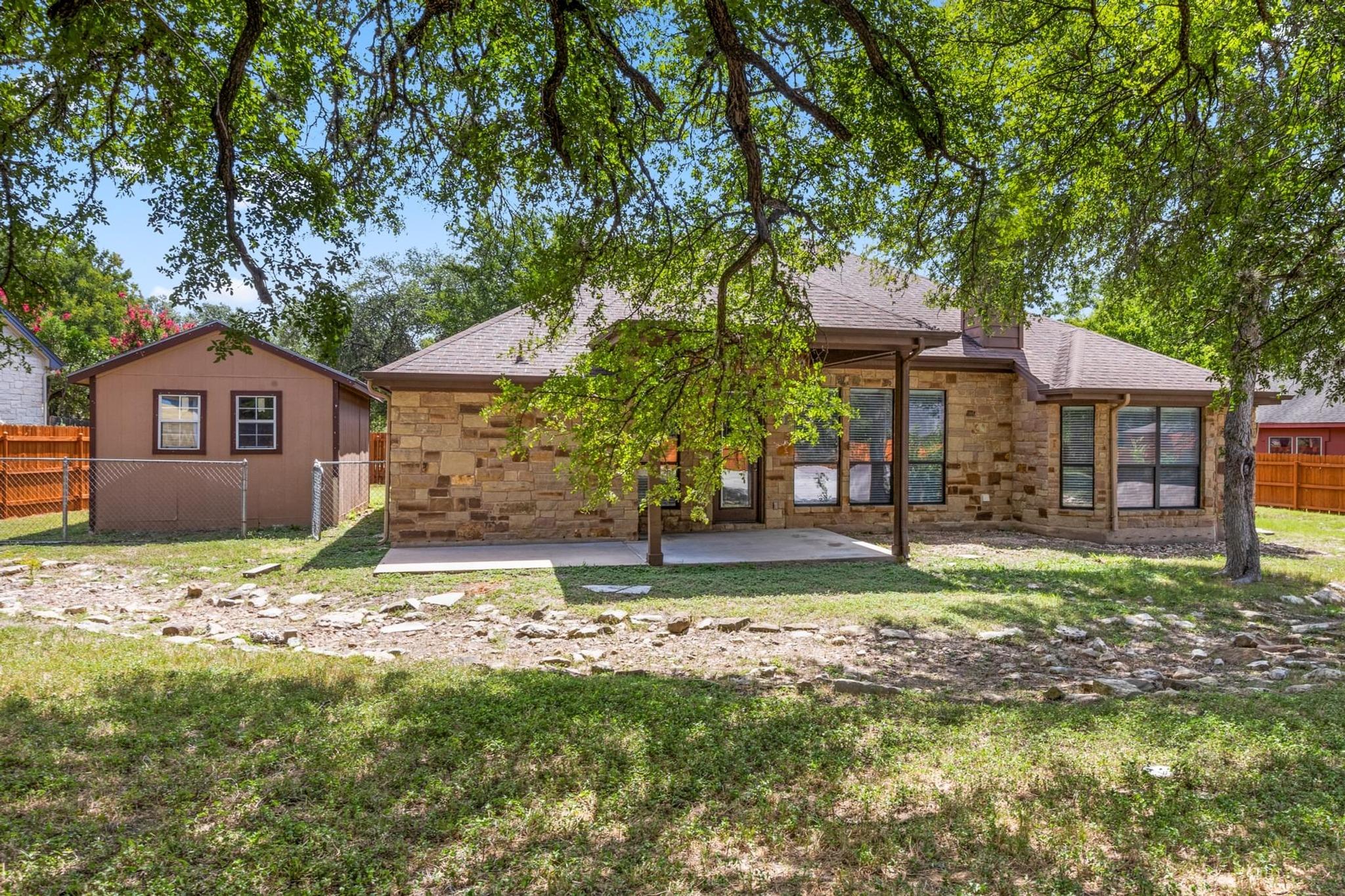 12008 Sleepy Hollow Rd, Manchaca, TX 78652
