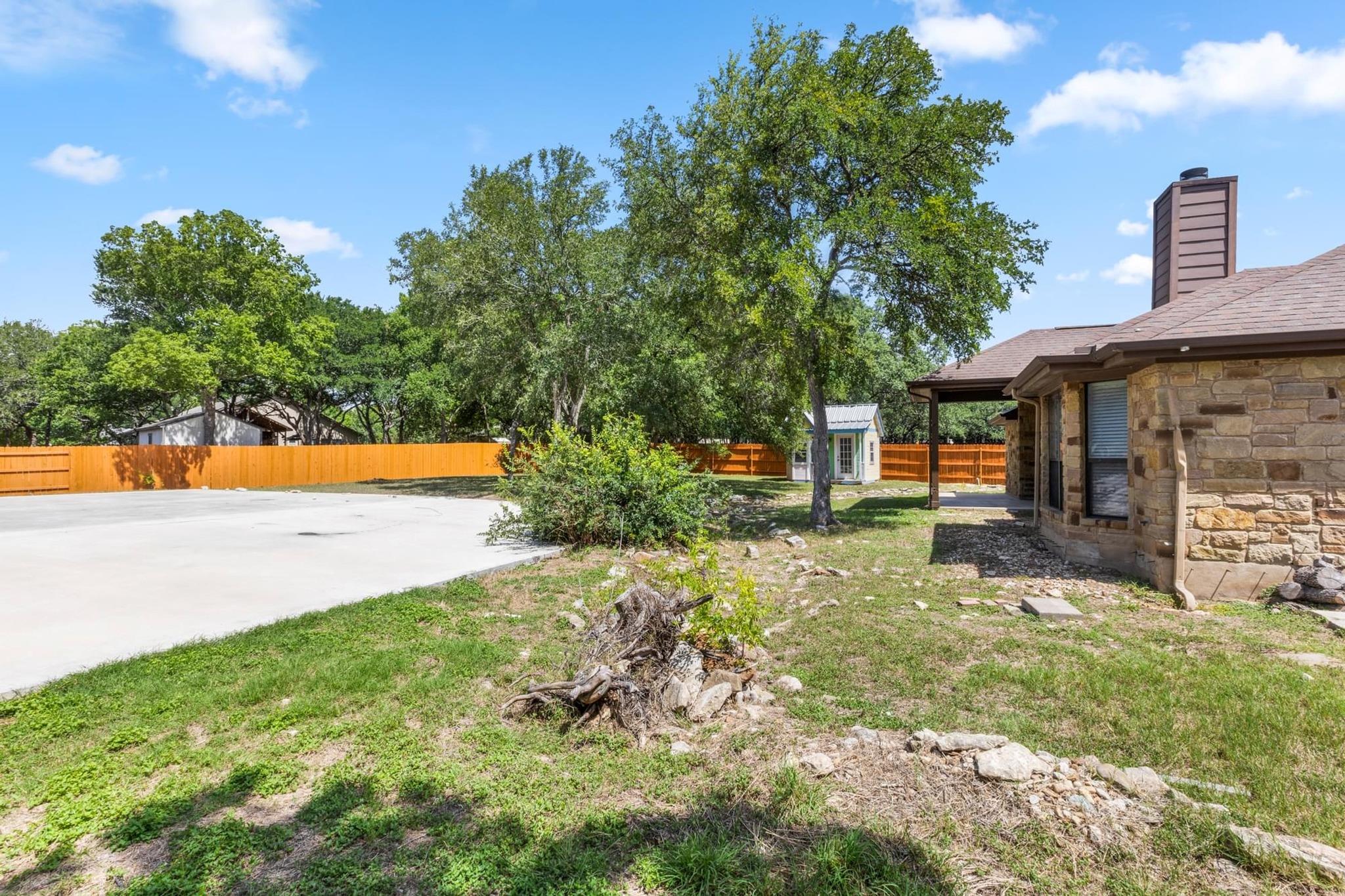 12008 Sleepy Hollow Rd, Manchaca, TX 78652