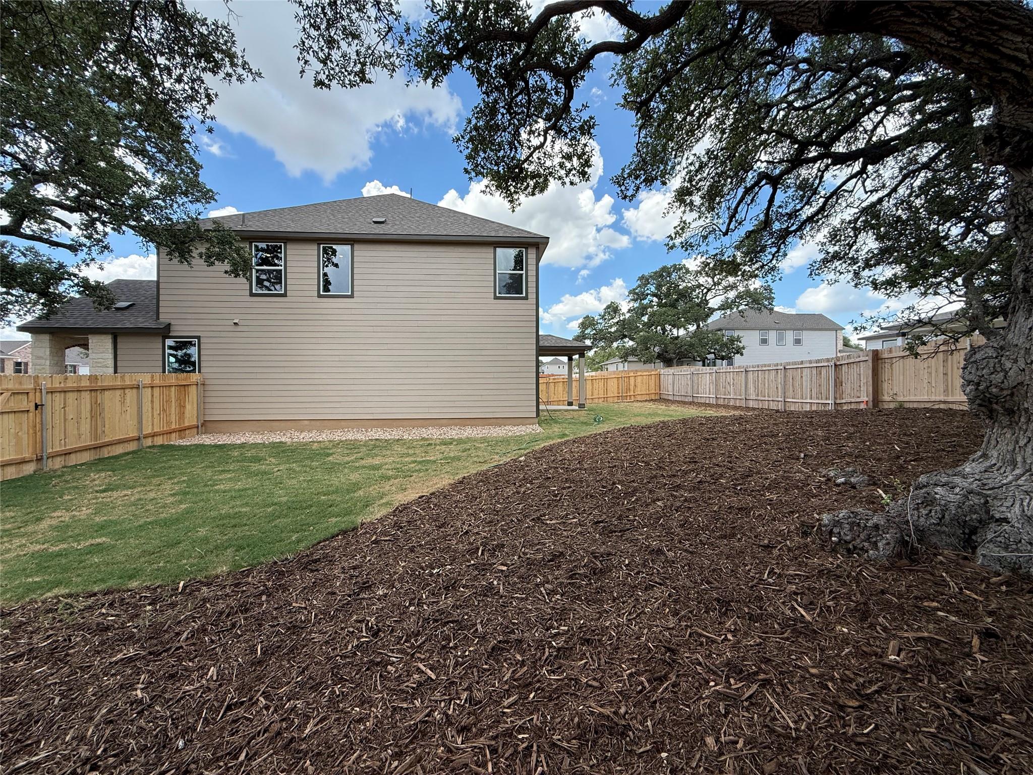 1644 River Plateau Dr, Leander, TX 78641