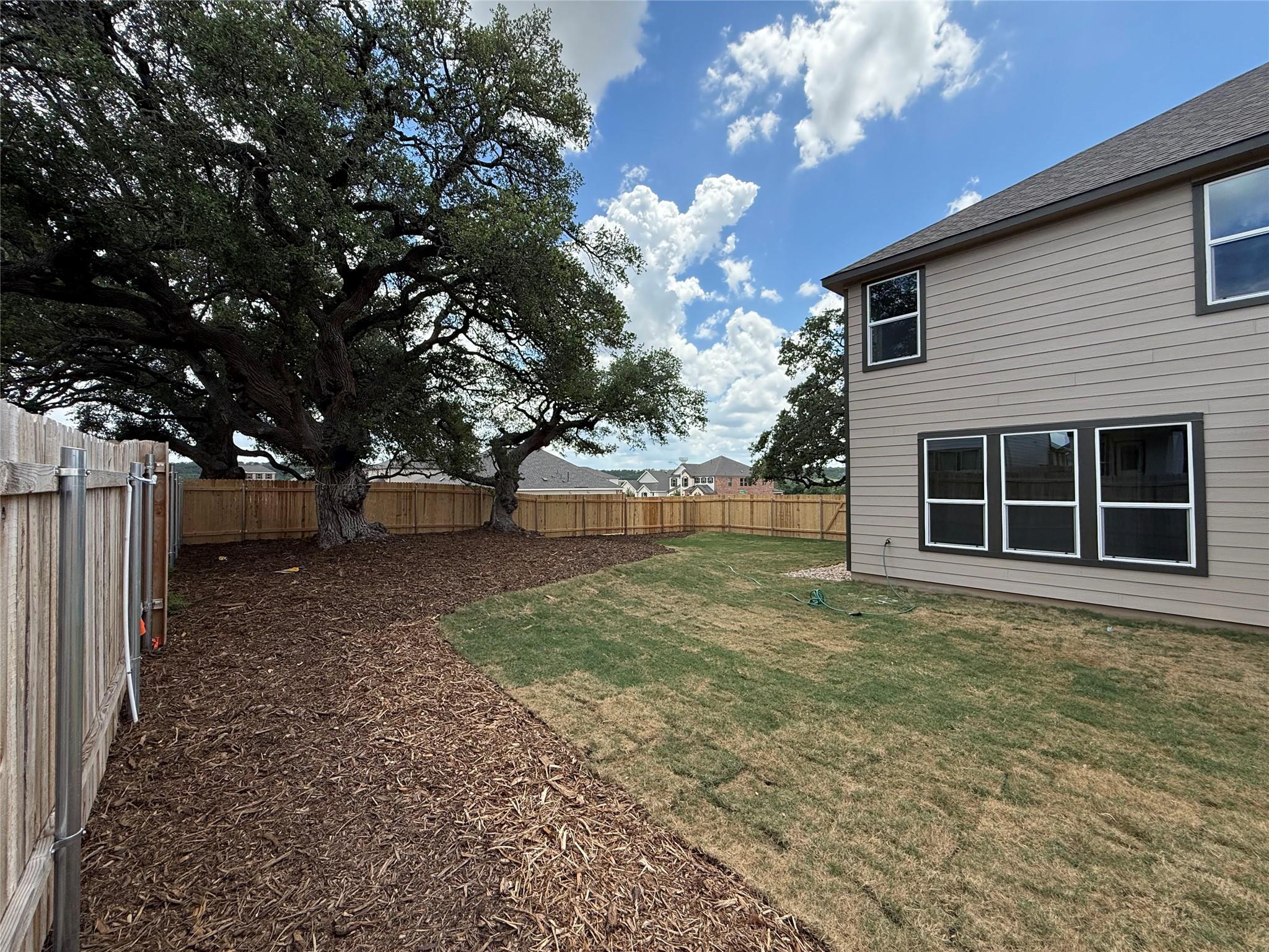1644 River Plateau Dr, Leander, TX 78641
