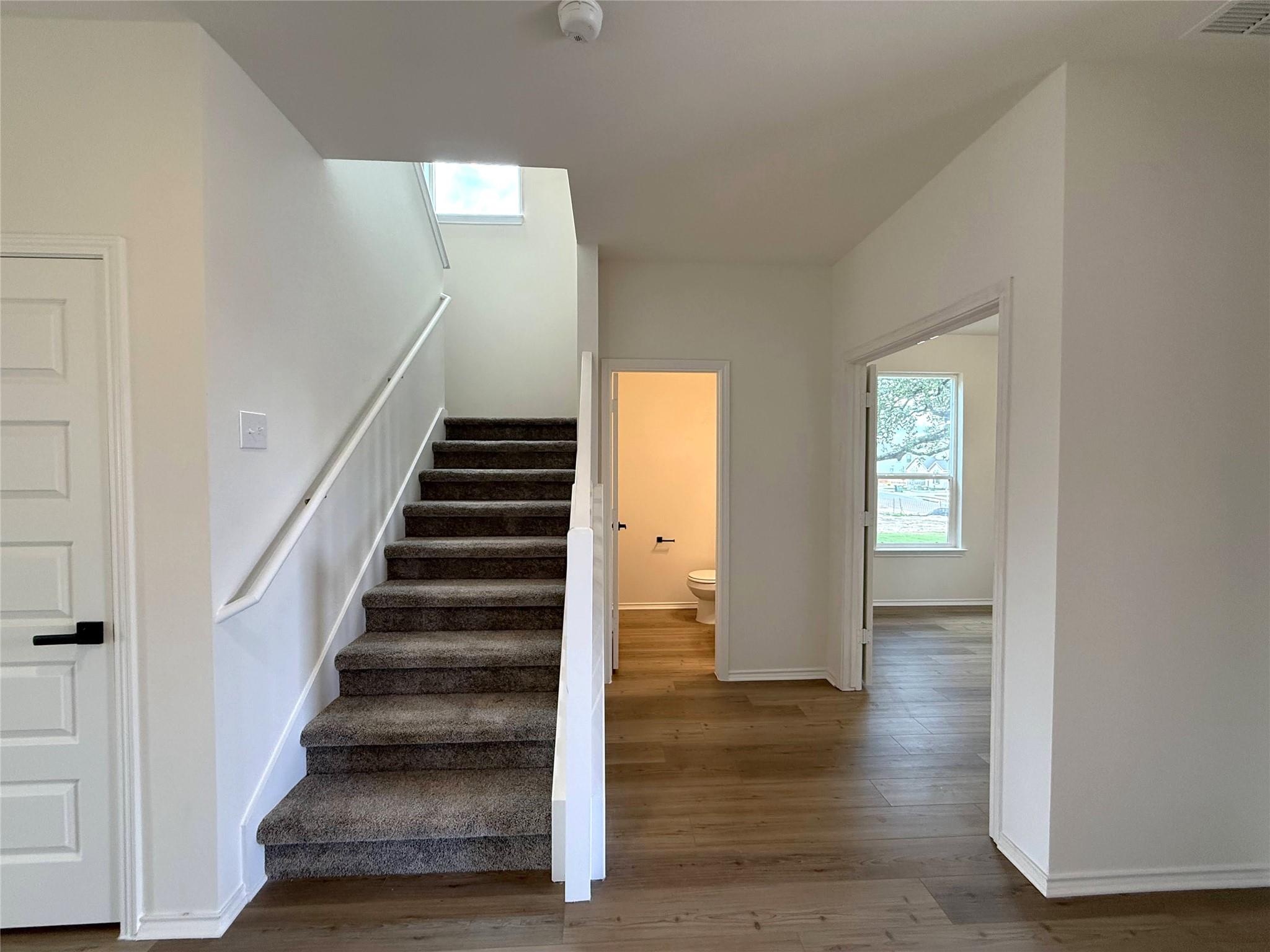 1644 River Plateau Dr, Leander, TX 78641