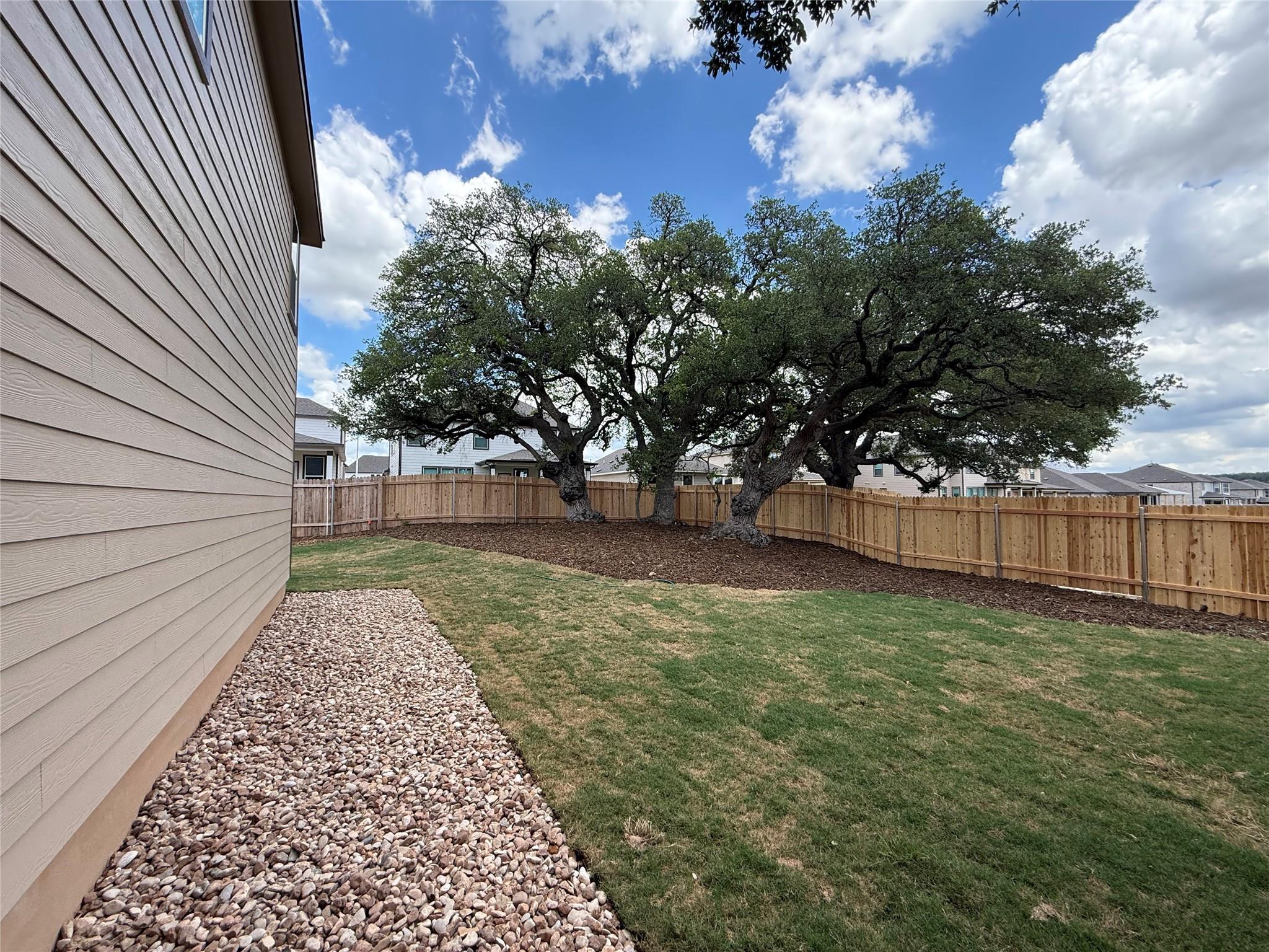 1644 River Plateau Dr, Leander, TX 78641