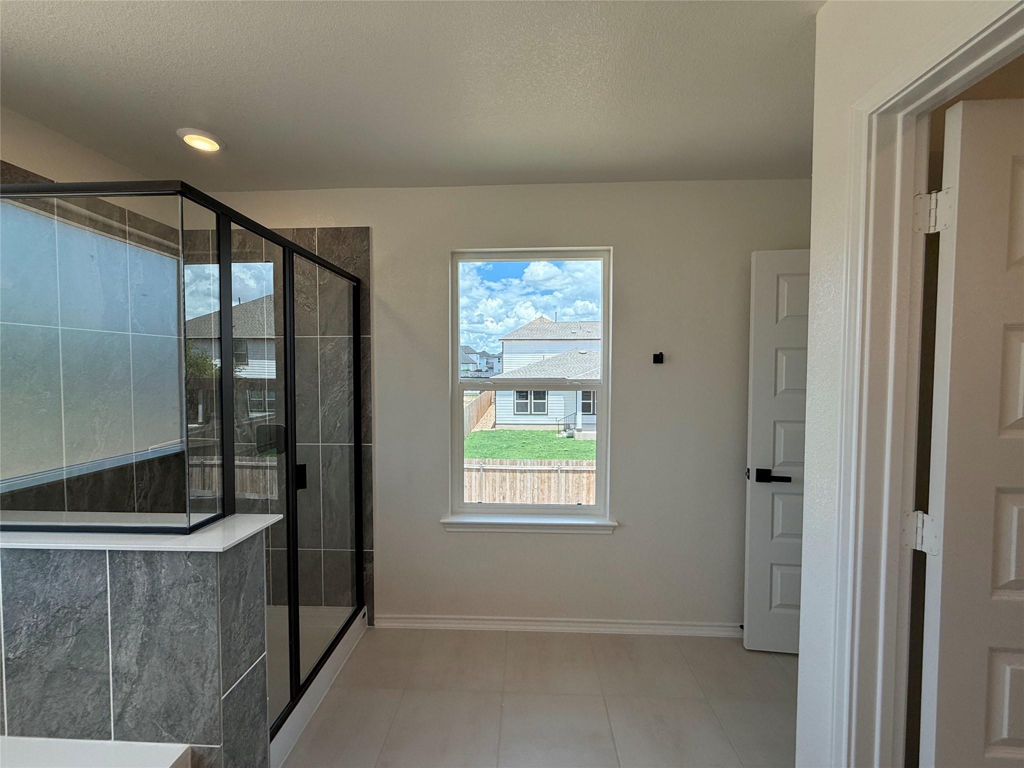1644 River Plateau Dr, Leander, TX 78641