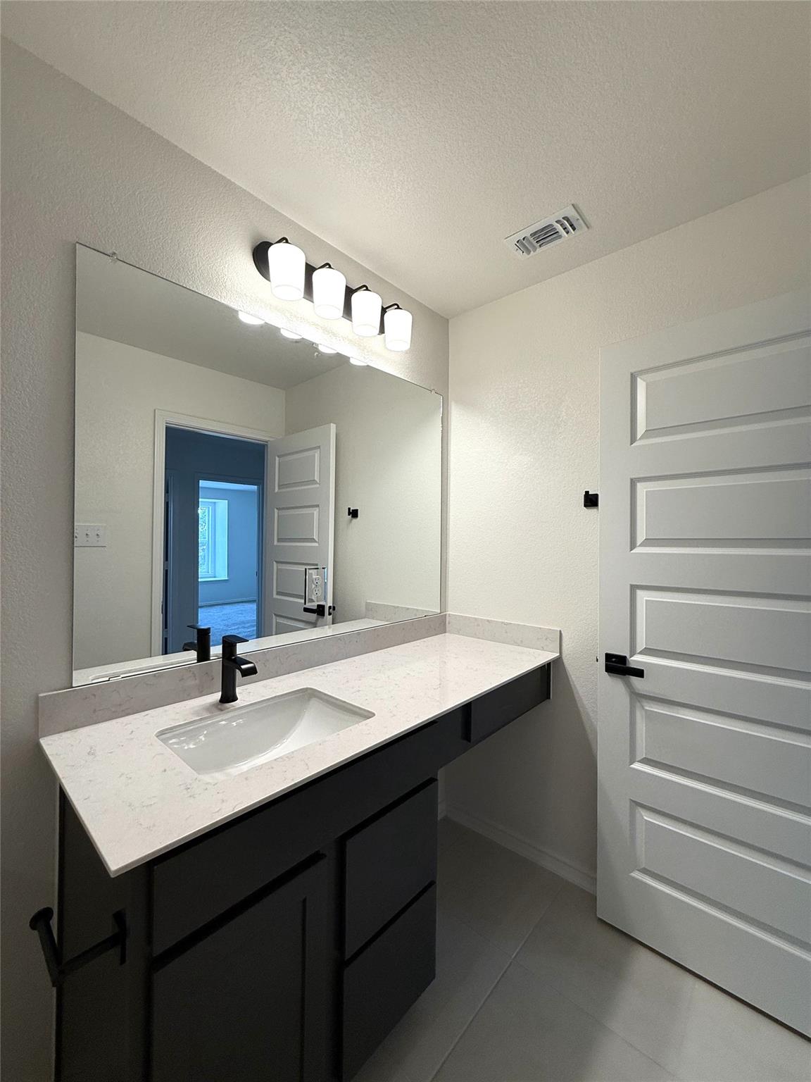 1644 River Plateau Dr, Leander, TX 78641