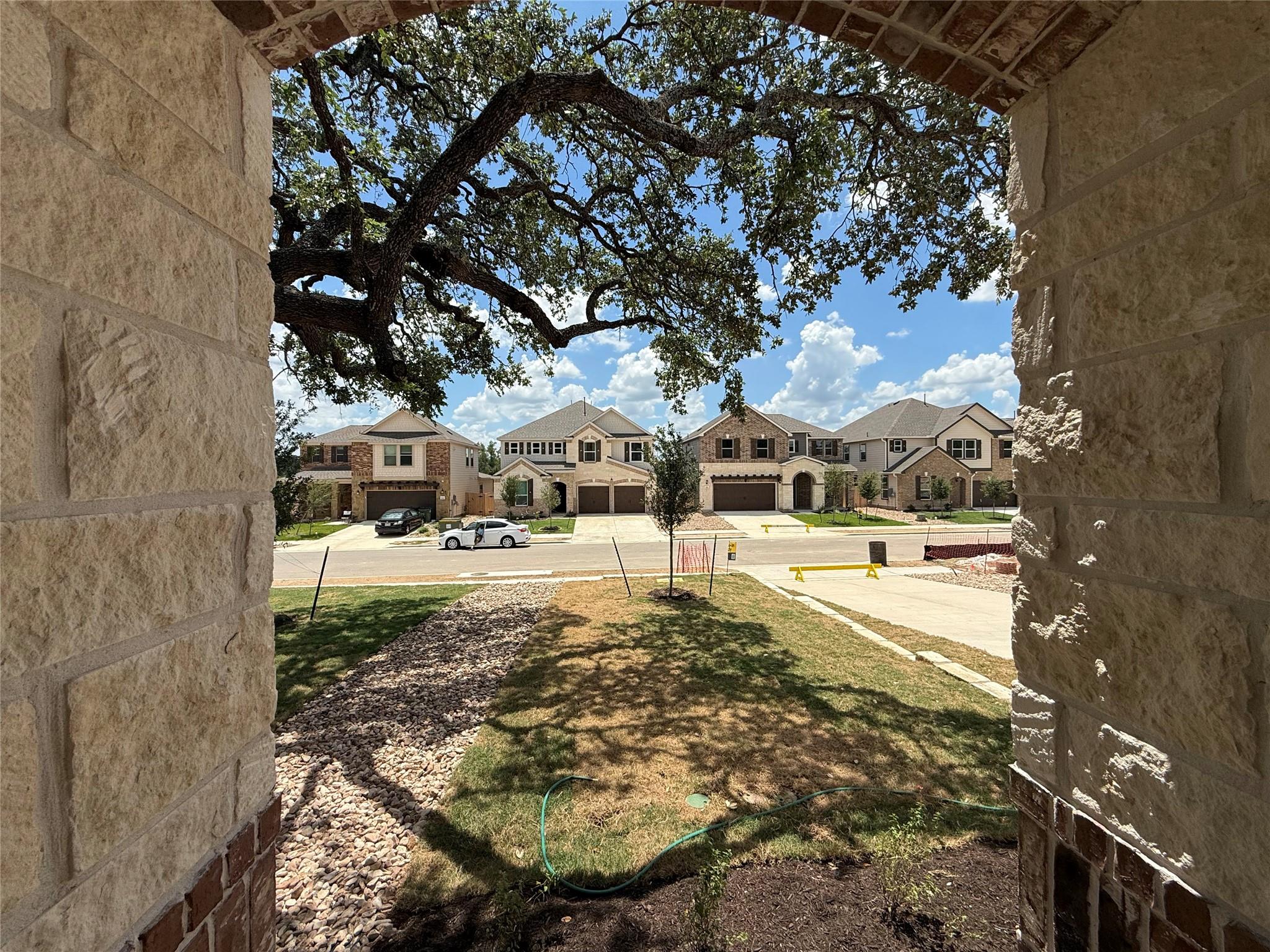 1644 River Plateau Dr, Leander, TX 78641