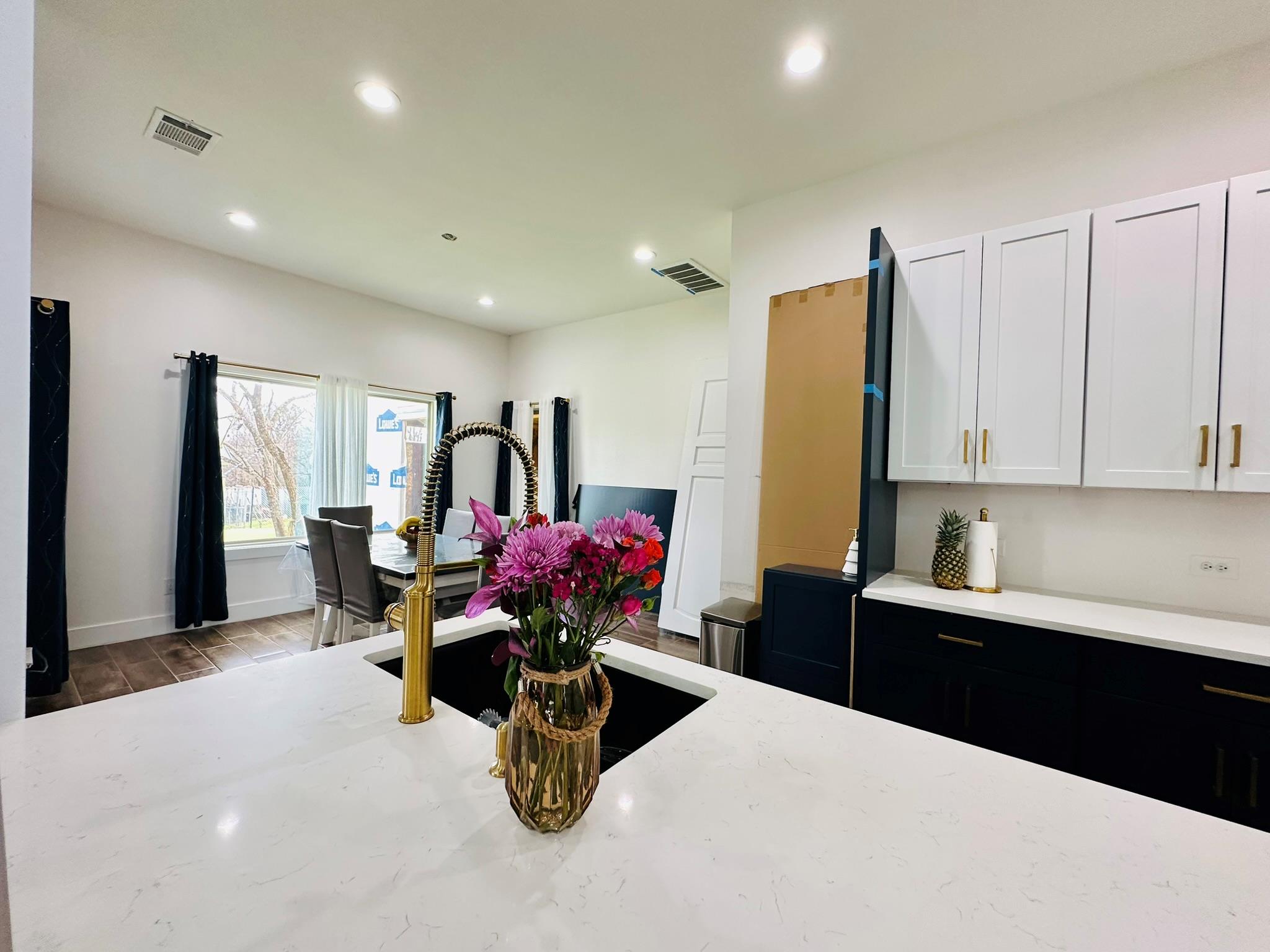 185 N Blushing Dr, Cedar Creek, TX 78612
