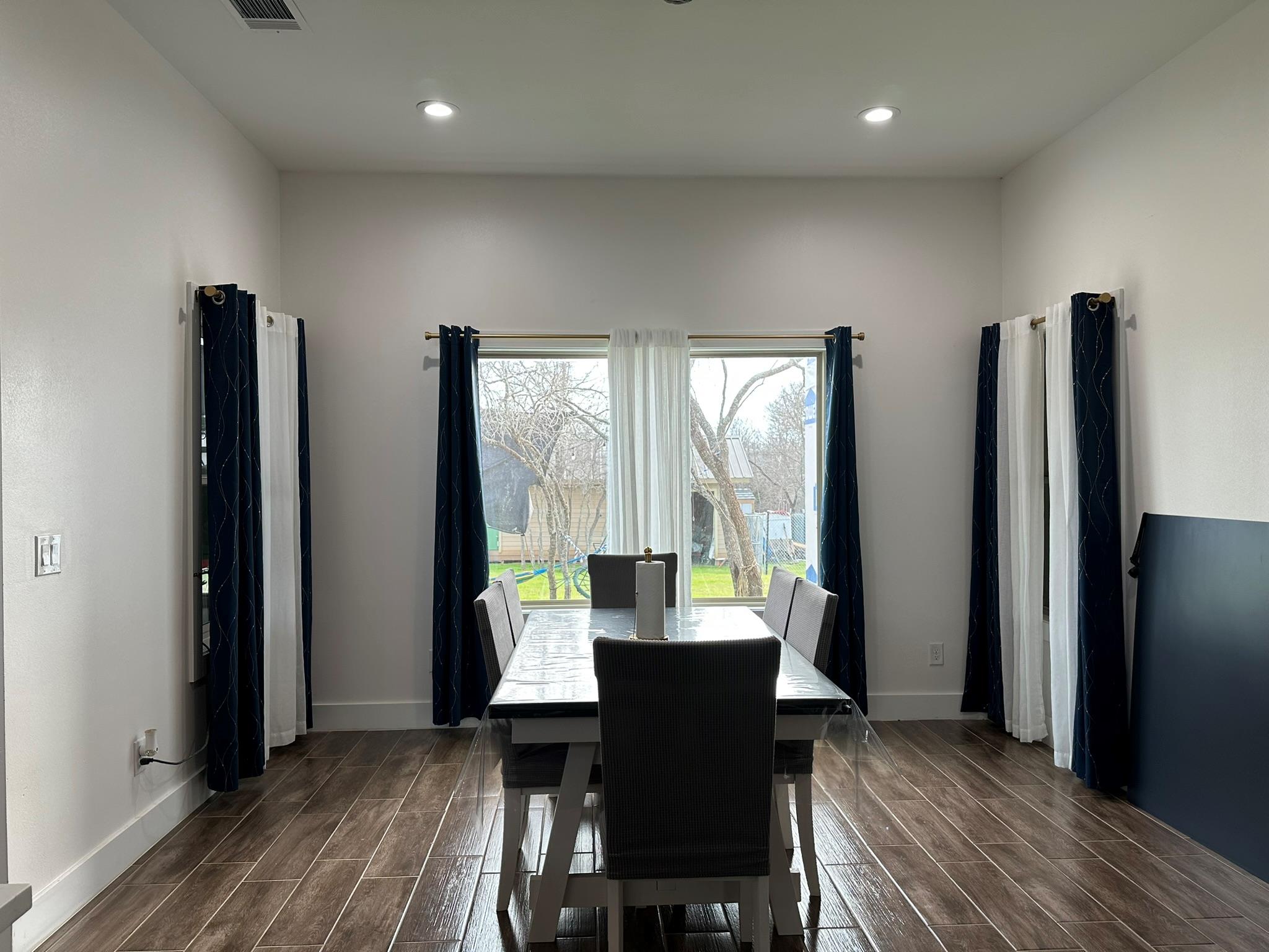 185 N Blushing Dr, Cedar Creek, TX 78612