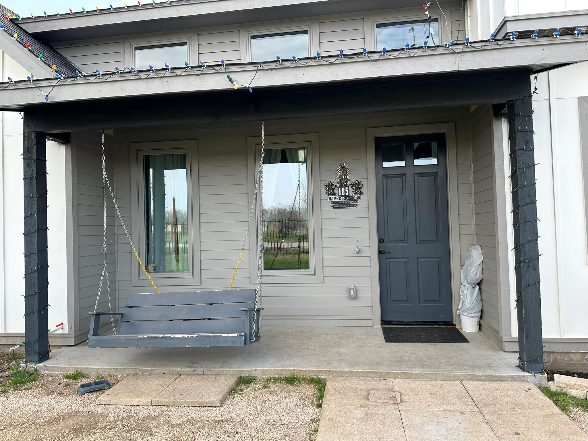 185 N Blushing Dr, Cedar Creek, TX 78612