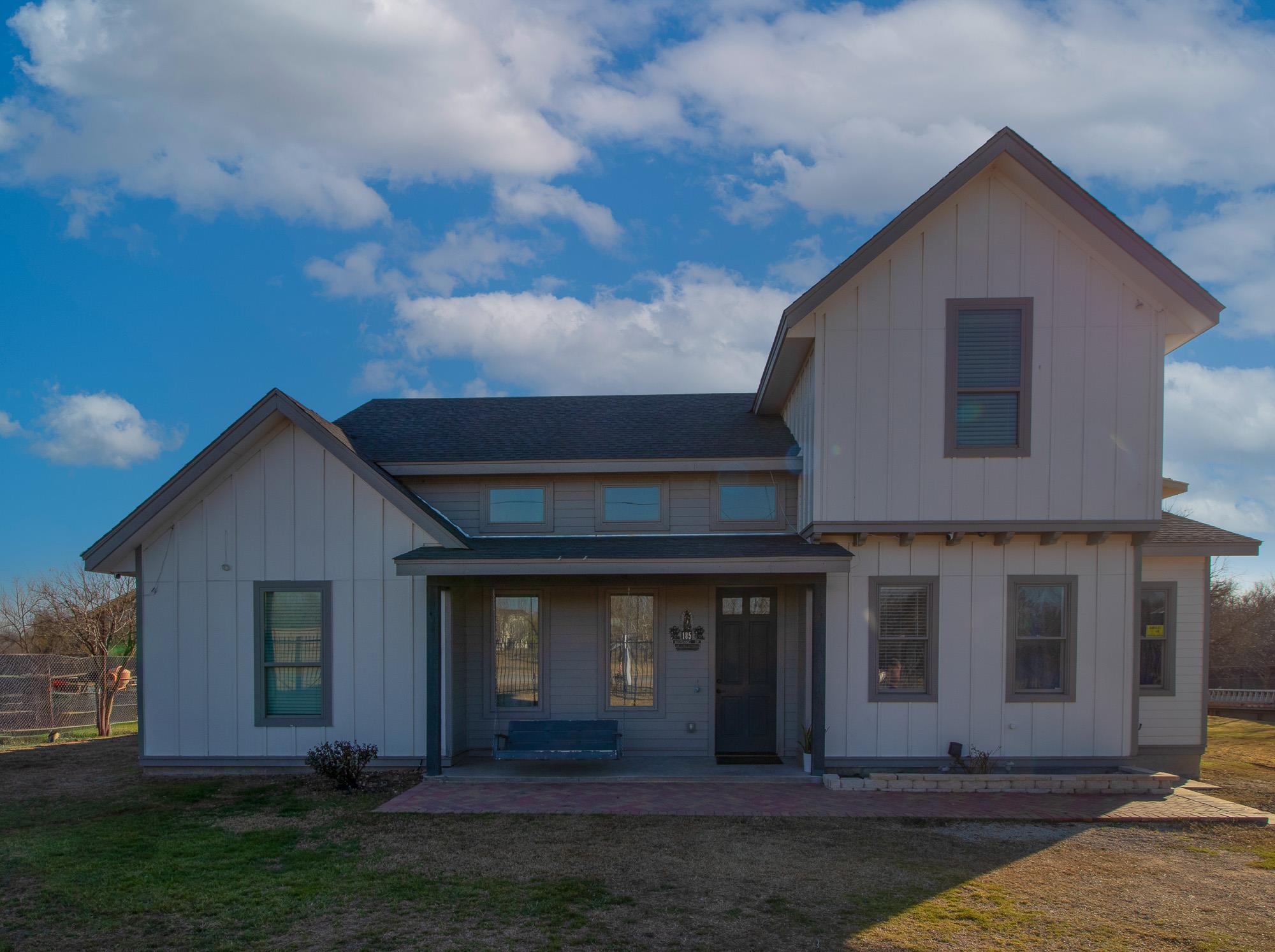 185 N Blushing Dr, Cedar Creek, TX 78612