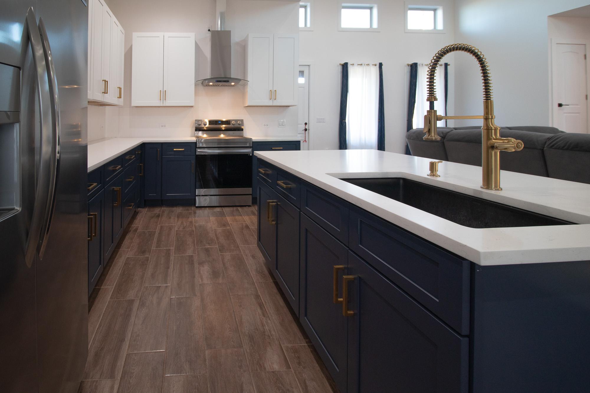 185 N Blushing Dr, Cedar Creek, TX 78612