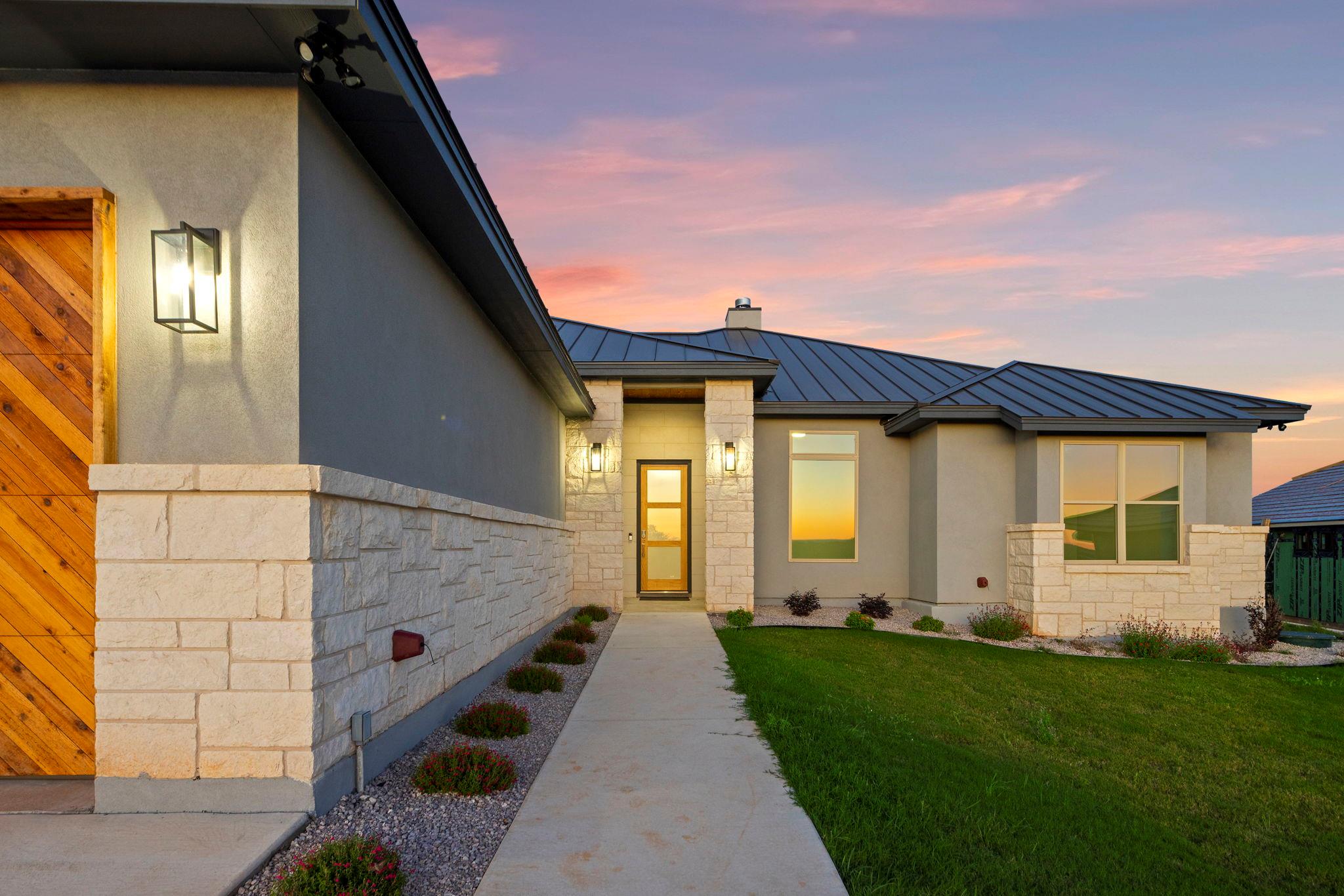 311 Outcrop, Horseshoe Bay, TX 78657
