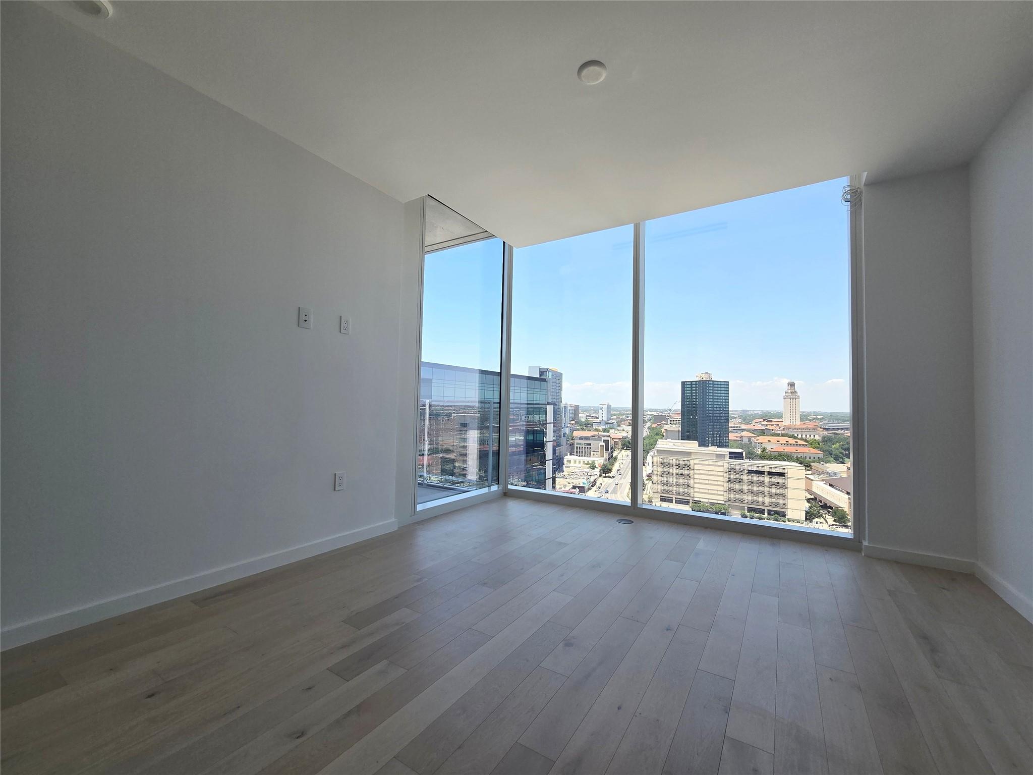 313 W 17th St # 1802, Austin, TX 78701