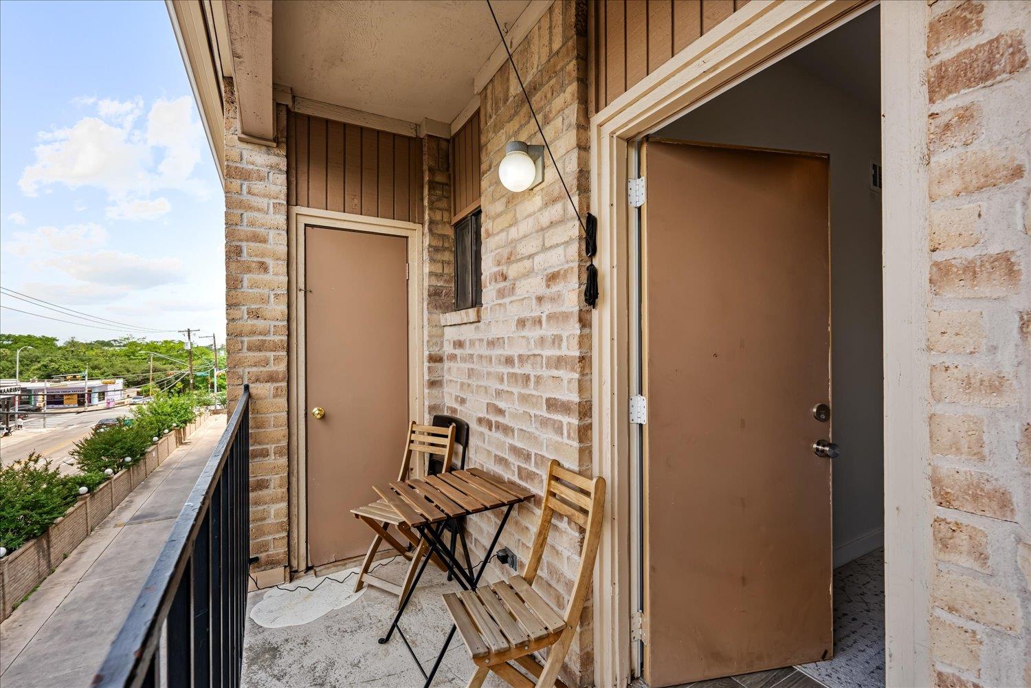 3316 Guadalupe St # 310, Austin, TX 78705