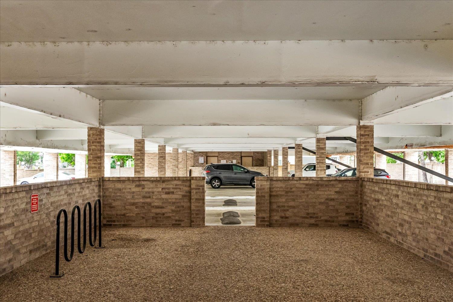 3316 Guadalupe St # 310, Austin, TX 78705