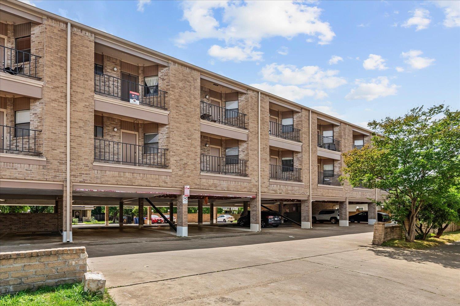 3316 Guadalupe St # 310, Austin, TX 78705