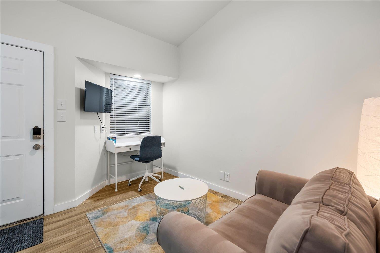 3316 Guadalupe St # 310, Austin, TX 78705